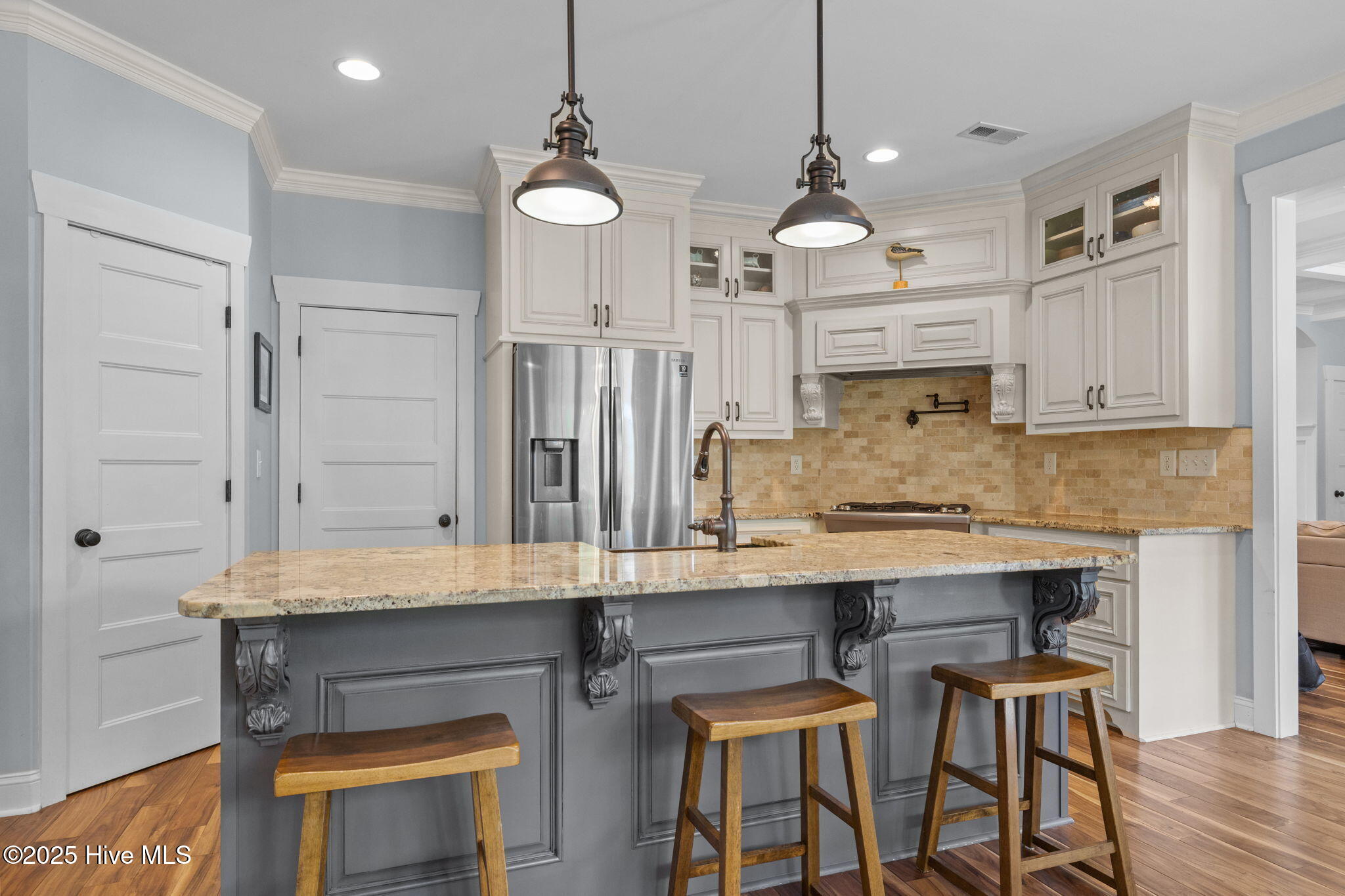 Morehead City, North Carolina, 28557, United States, 5 Bedrooms Bedrooms, ,4 BathroomsBathrooms,Residential,For Sale,1901415