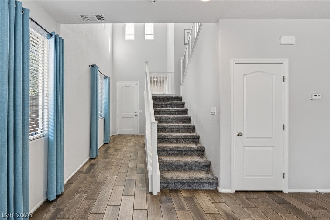 Las Vegas, Nevada, 89129, United States, 4 Bedrooms Bedrooms, ,3 BathroomsBathrooms,Residential,For Sale,2023651
