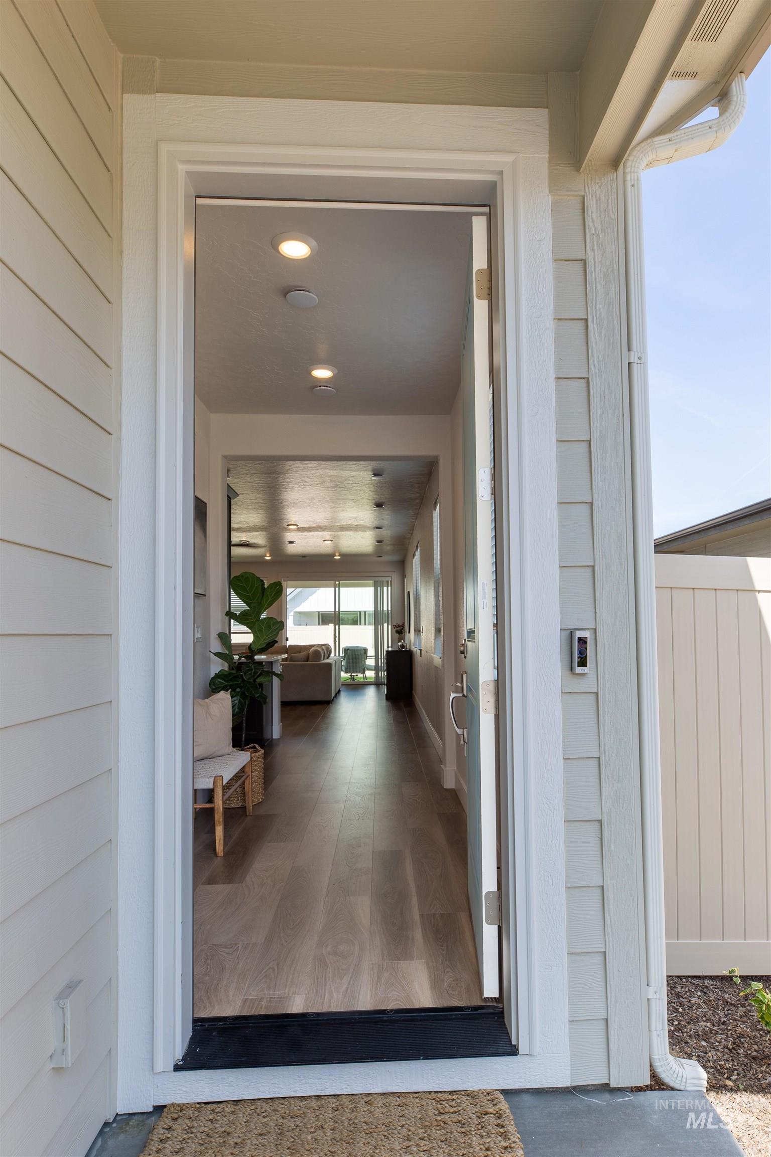 Meridian, Idaho, 83642, United States, 3 Bedrooms Bedrooms, ,Residential,For Sale,1896204