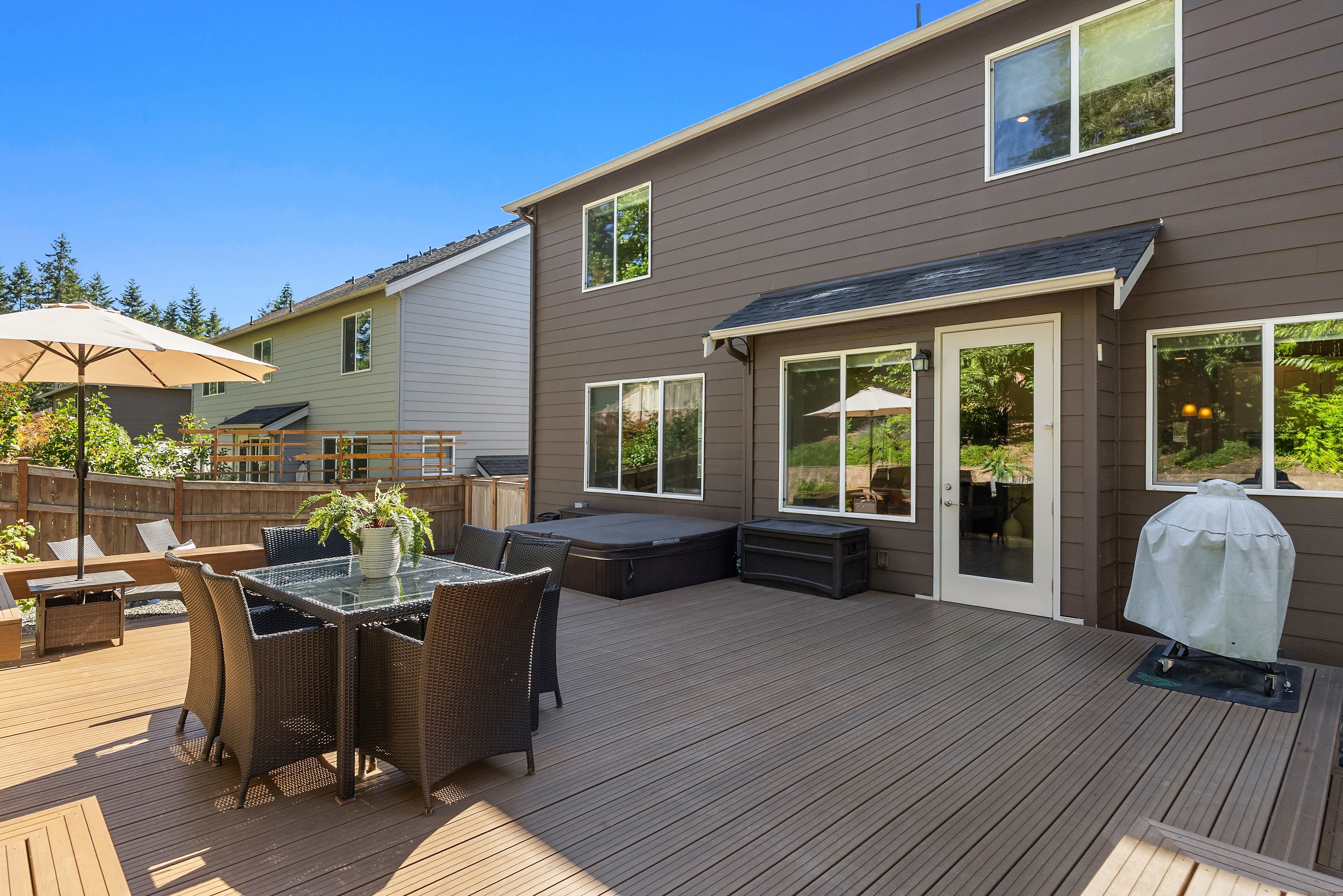  396 Ashbury Court Northwest, Bainbridge Island, WA 98110 - 物件實景