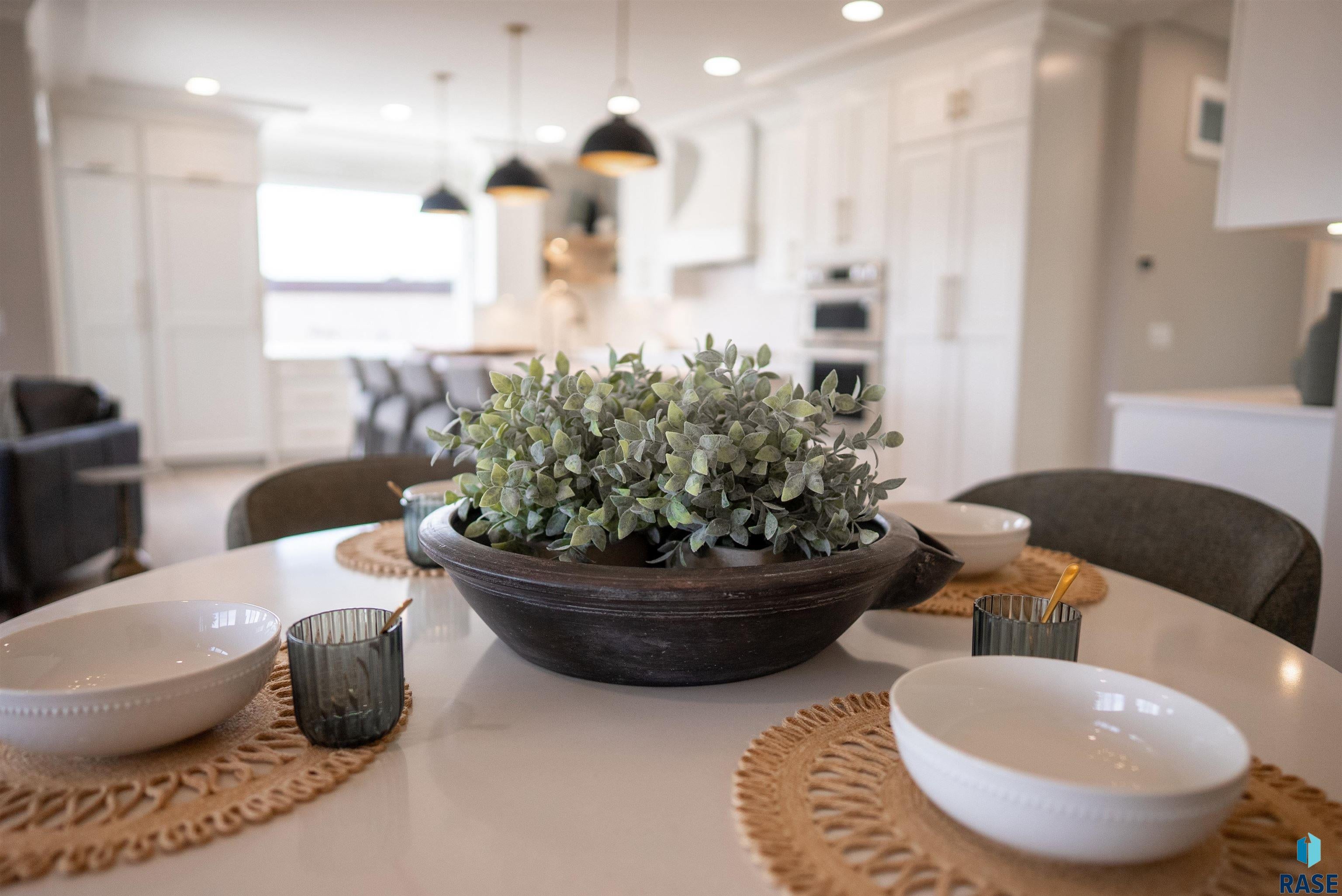 Sioux Falls, South Dakota, 57106, United States, ,Residential,For Sale,1986219