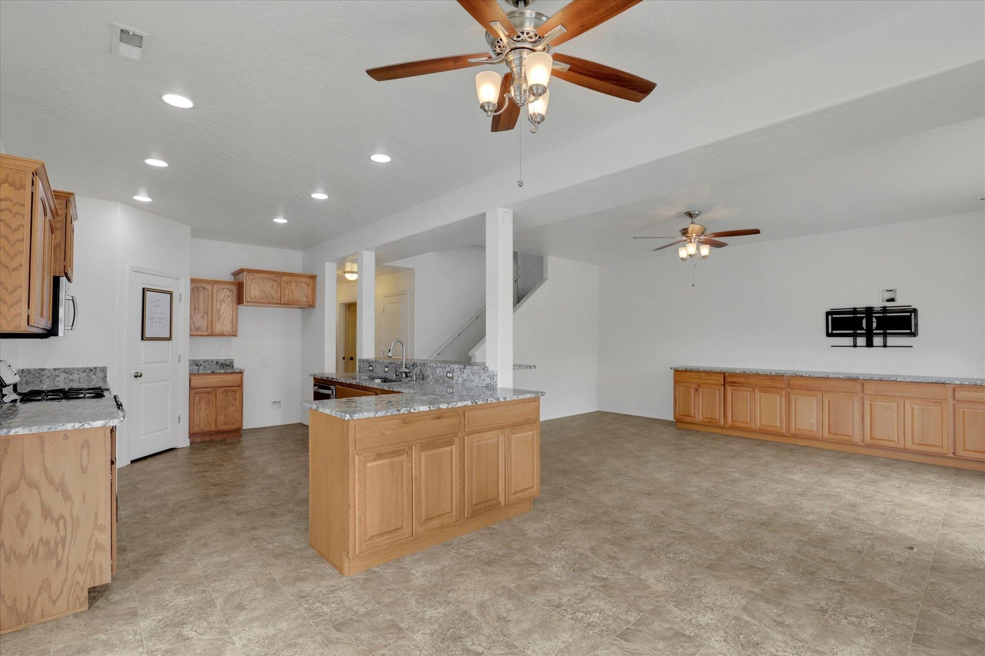 Spokane, Washington, 99224, United States, 4 Bedrooms Bedrooms, ,3 BathroomsBathrooms,Residential,For Sale,1981658