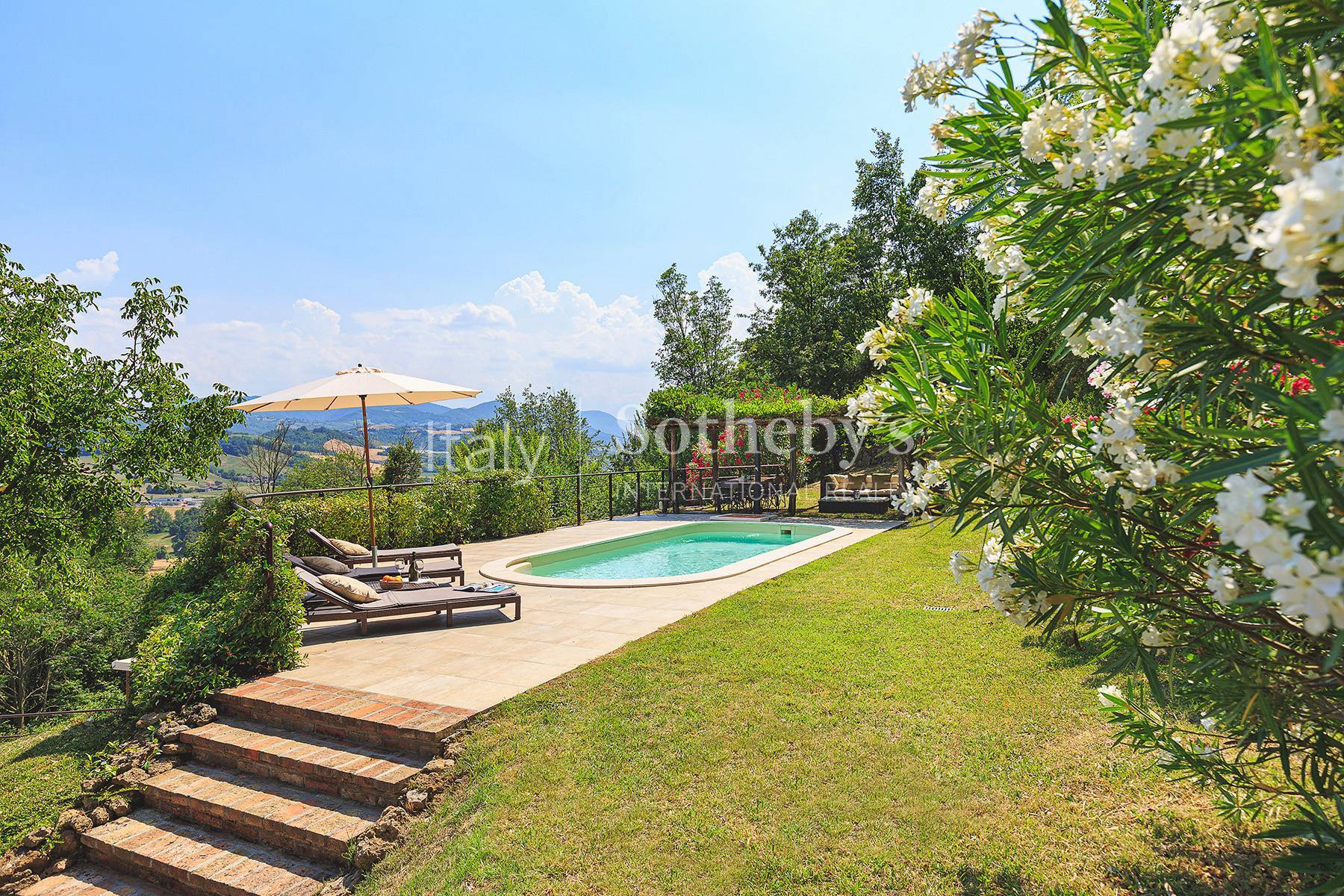  Charming Country House with Pool in the Hills of Castell