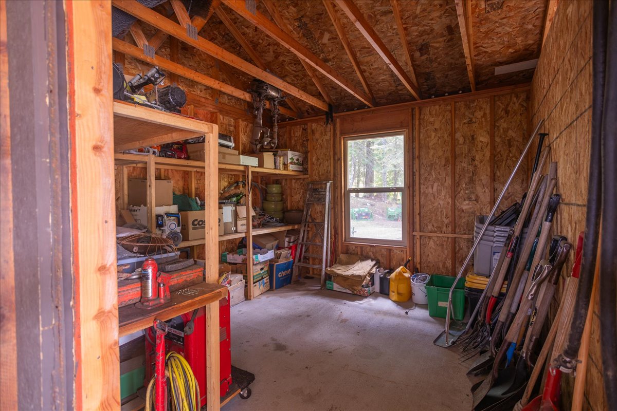 Sagle, Idaho, 83860, United States, 4 Bedrooms Bedrooms, ,4 BathroomsBathrooms,Residential,For Sale,1976237