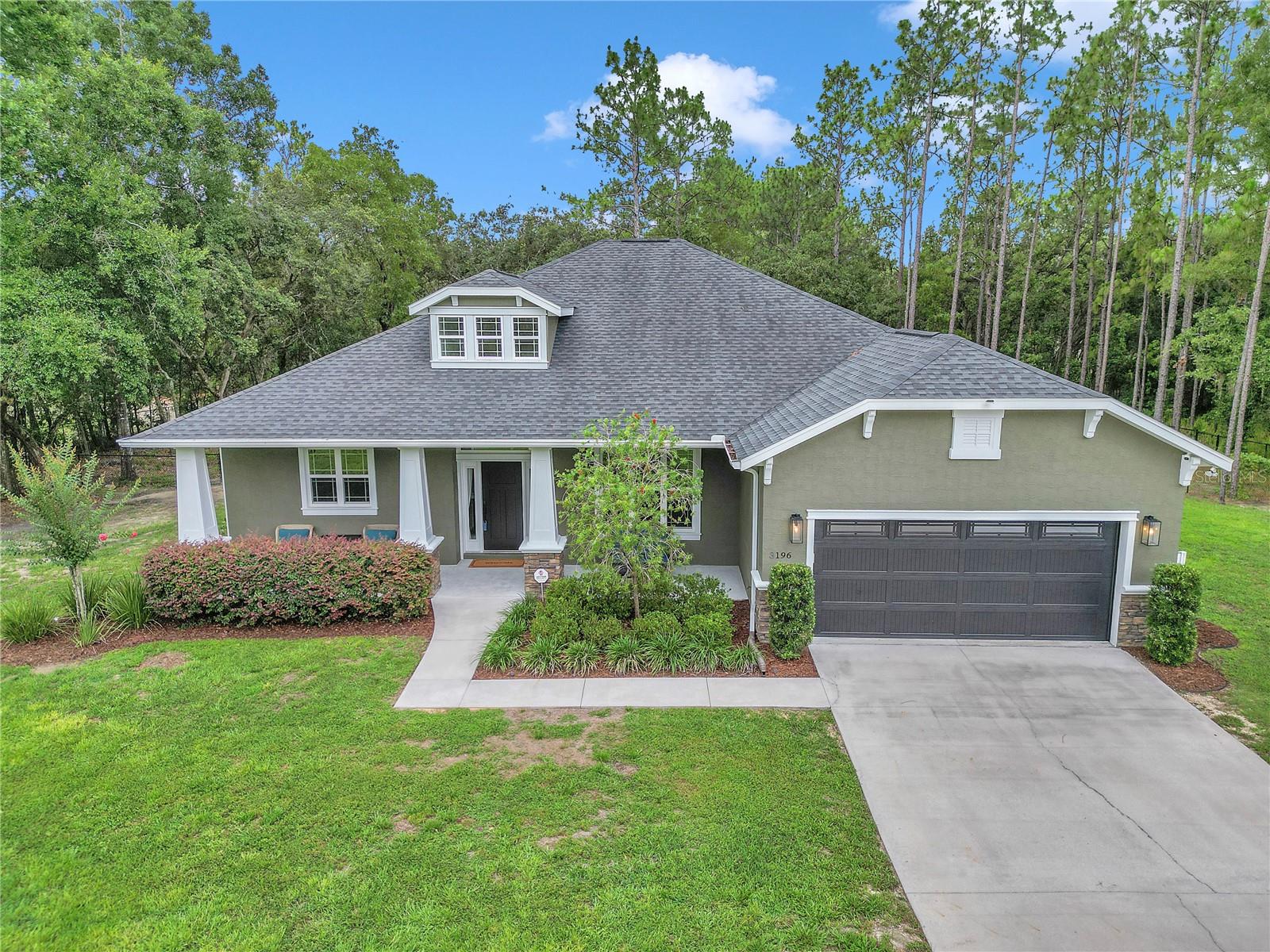 BEVERLY HILLS, Florida, 34465, United States, 3 Bedrooms Bedrooms, ,2 BathroomsBathrooms,Residential,For Sale,1865390