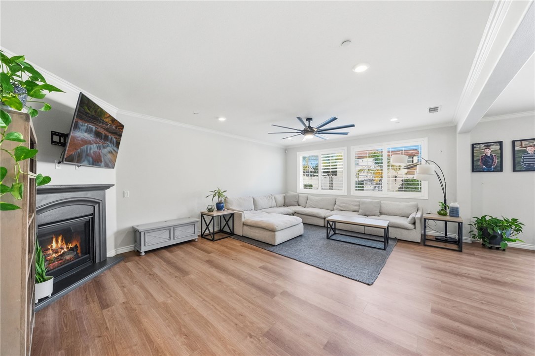 Menifee, California, 92584, United States, 4 Bedrooms Bedrooms, ,3 BathroomsBathrooms,Residential,For Sale,2013037