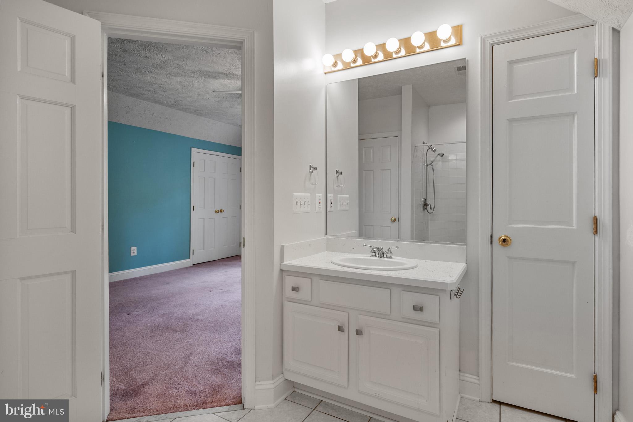 Issue, Maryland, 20645, United States, 5 Bedrooms Bedrooms, ,5 BathroomsBathrooms,Residential,For Sale,1912917