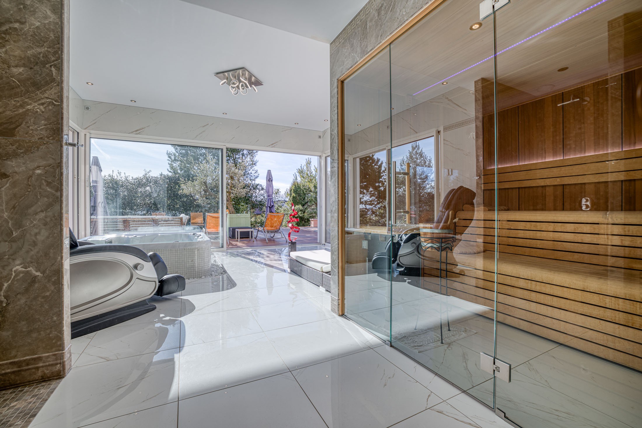  Exceptional Property with Spectacular Volumes – Between Annecy and Geneva - 物件實景