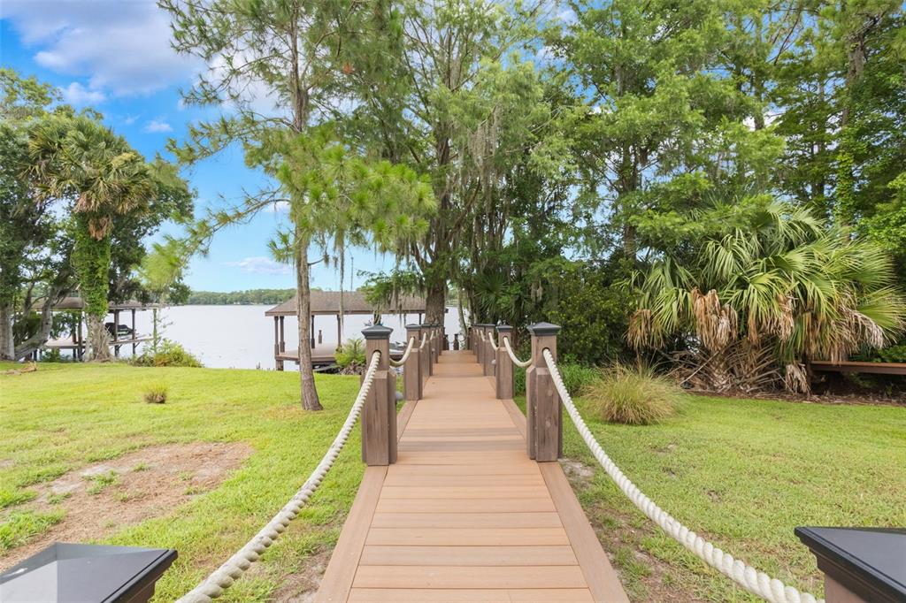 Orlando, Florida, 32820, United States, 4 Bedrooms Bedrooms, ,3 BathroomsBathrooms,Residential,For Sale,1876039