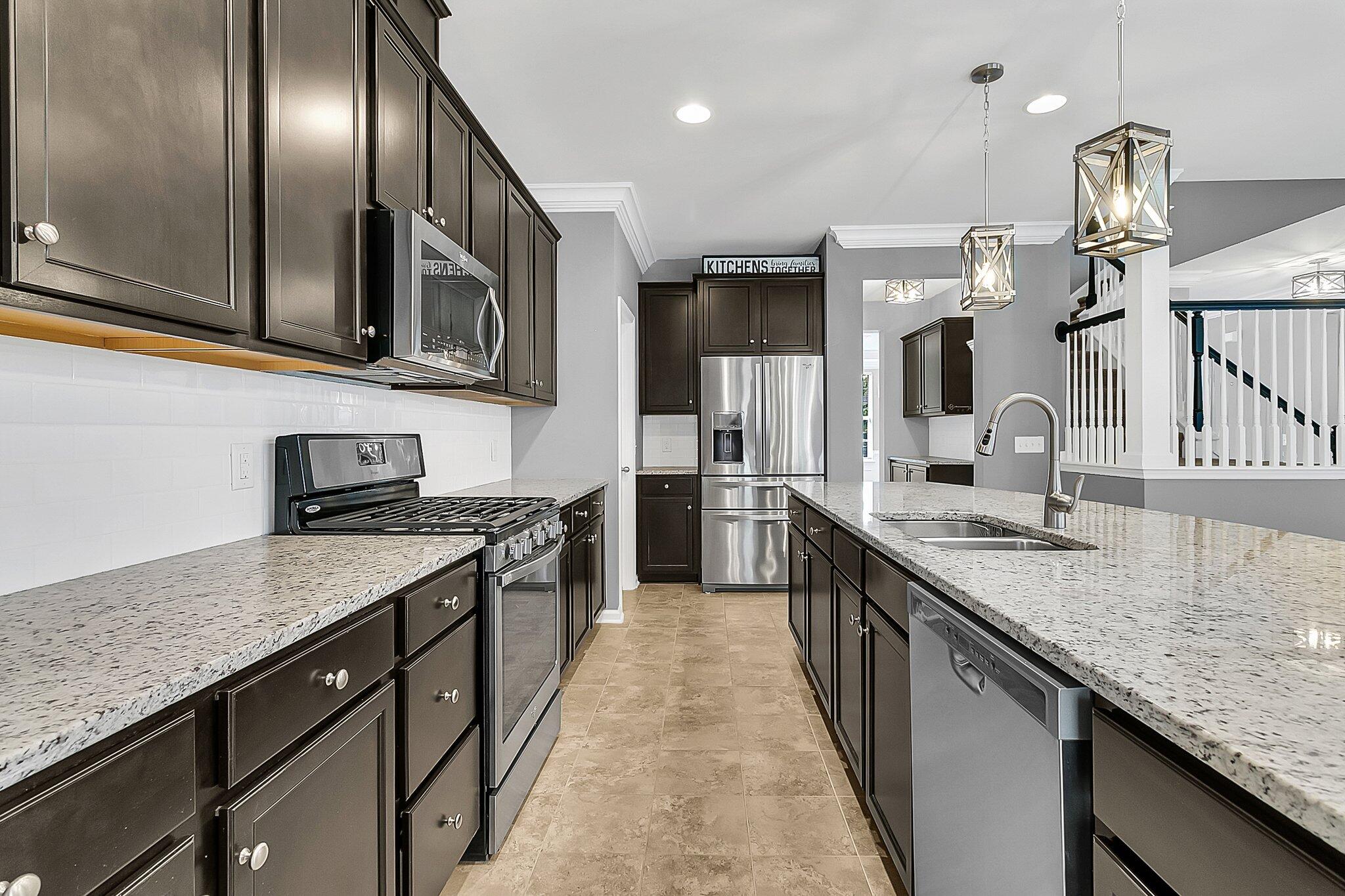 Summerville, South Carolina, 29486, United States, 5 Bedrooms Bedrooms, ,5 BathroomsBathrooms,Residential,For Sale,1887830