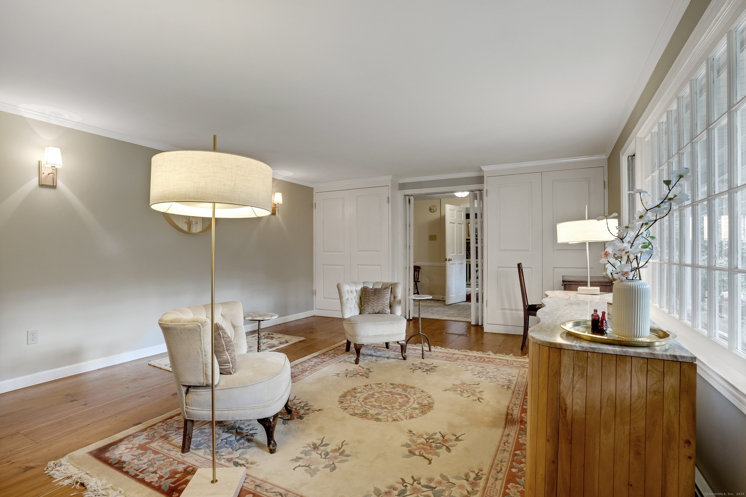 Canton, Connecticut, 06019, United States, 4 Bedrooms Bedrooms, ,3 BathroomsBathrooms,Residential,For Sale,1987943