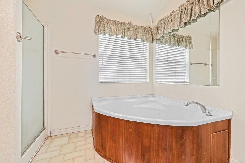 Boulevard, California, 91905, United States, 5 Bedrooms Bedrooms, ,4 BathroomsBathrooms,Residential,For Sale,1997024