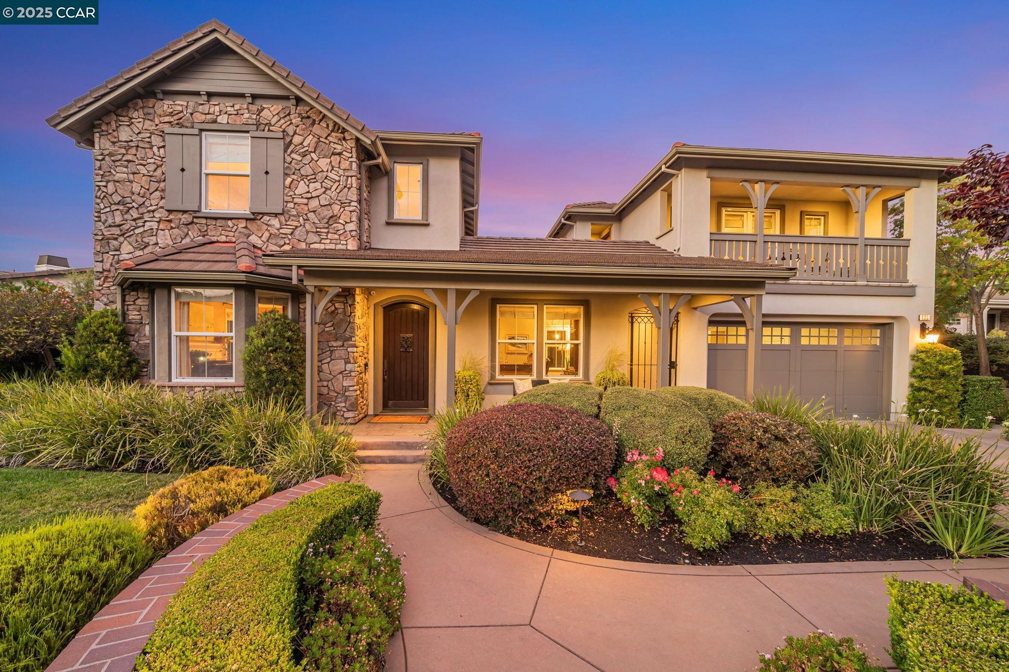 Danville, California, 94526, United States, 6 Bedrooms Bedrooms, ,6 BathroomsBathrooms,Residential,For Sale,1901970