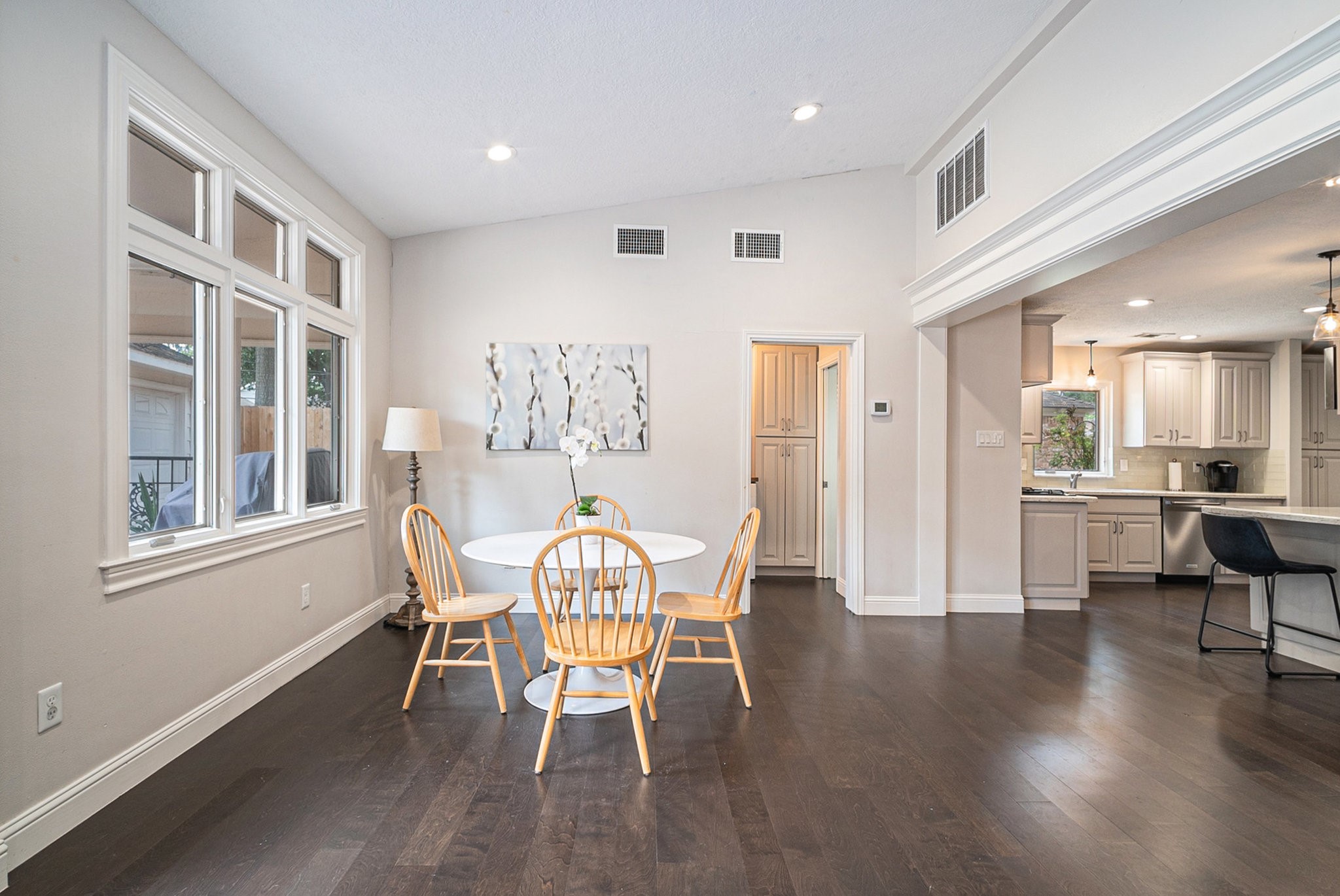 Houston, Texas, 77079, United States, 5 Bedrooms Bedrooms, ,3 BathroomsBathrooms,Residential,For Sale,1968834