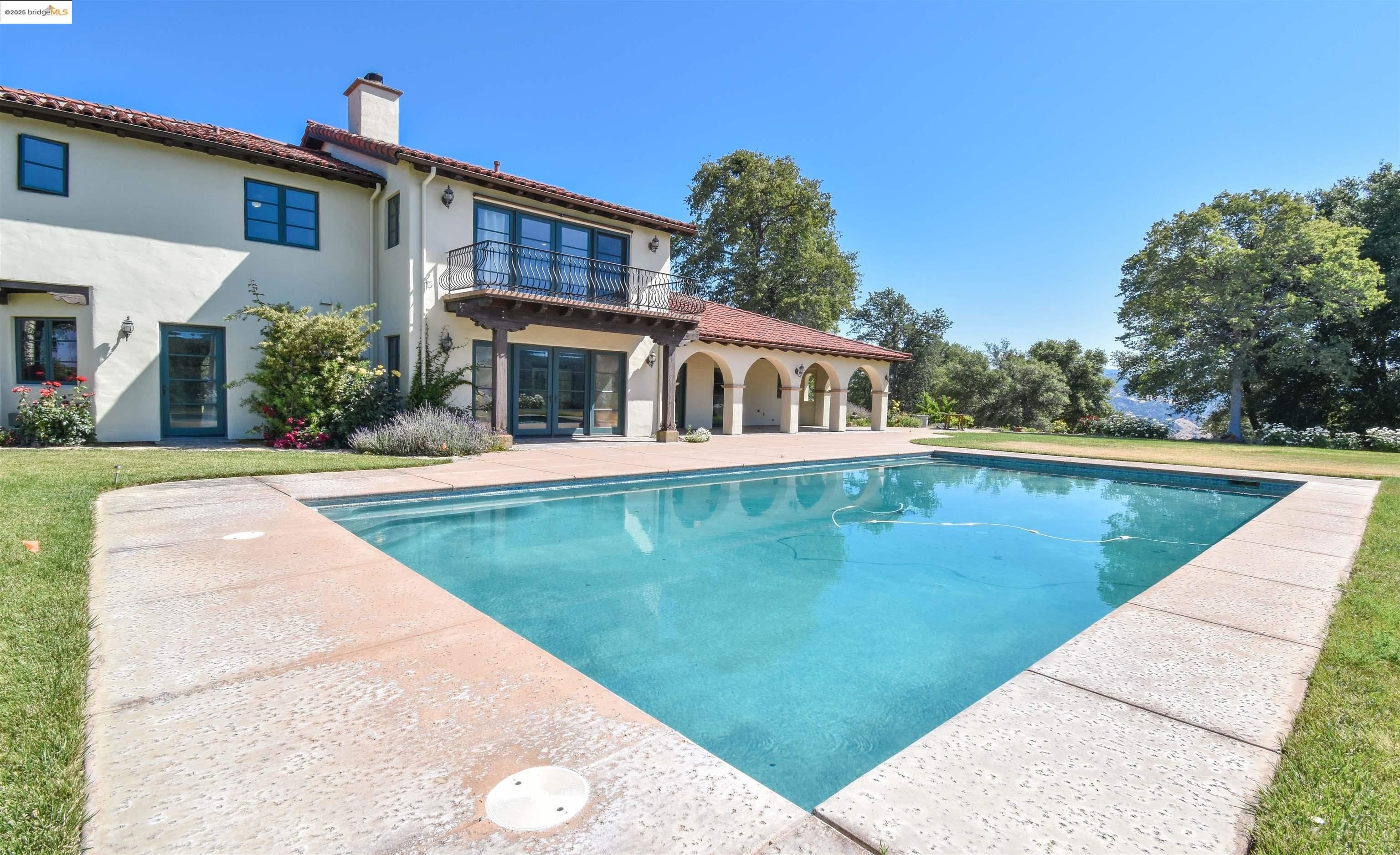 Sonora, California, 95370, United States, 4 Bedrooms Bedrooms, ,4 BathroomsBathrooms,Residential,For Sale,1846980