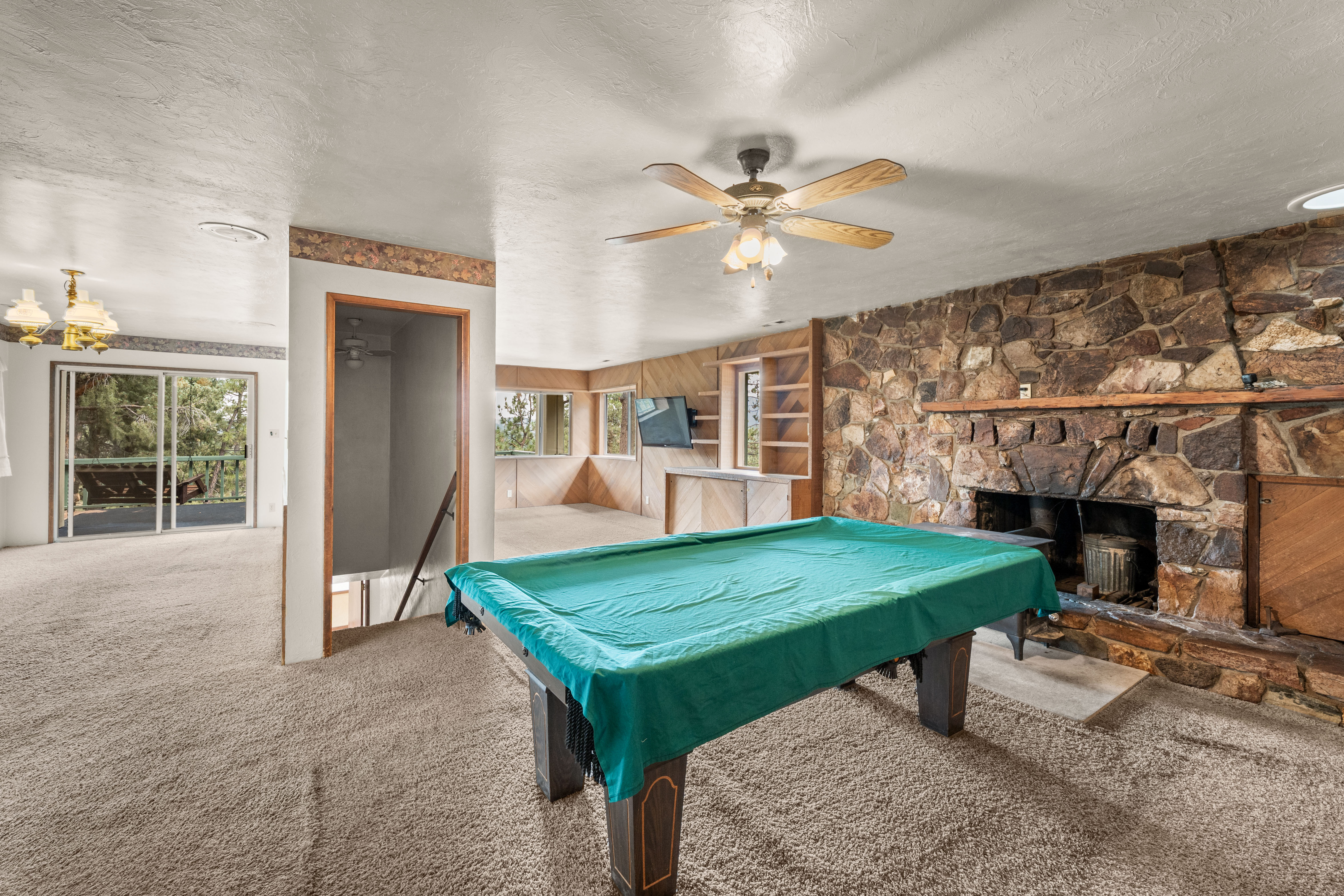  1172 Mound Street, Big Bear City, CA 92314 - 物件實景