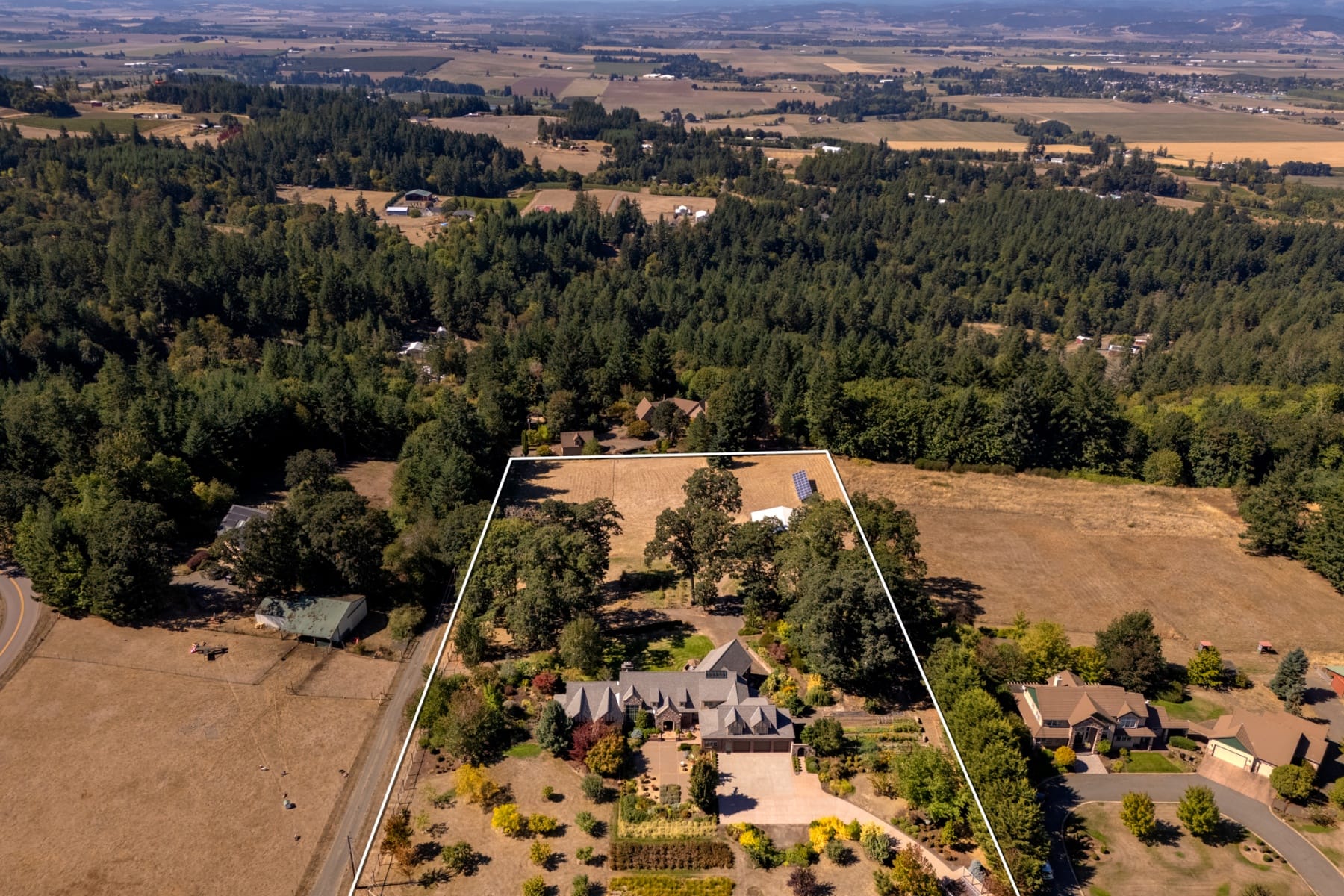  9009 SE EOLA HILLS RD Amity, OR 97101 - 物件實景