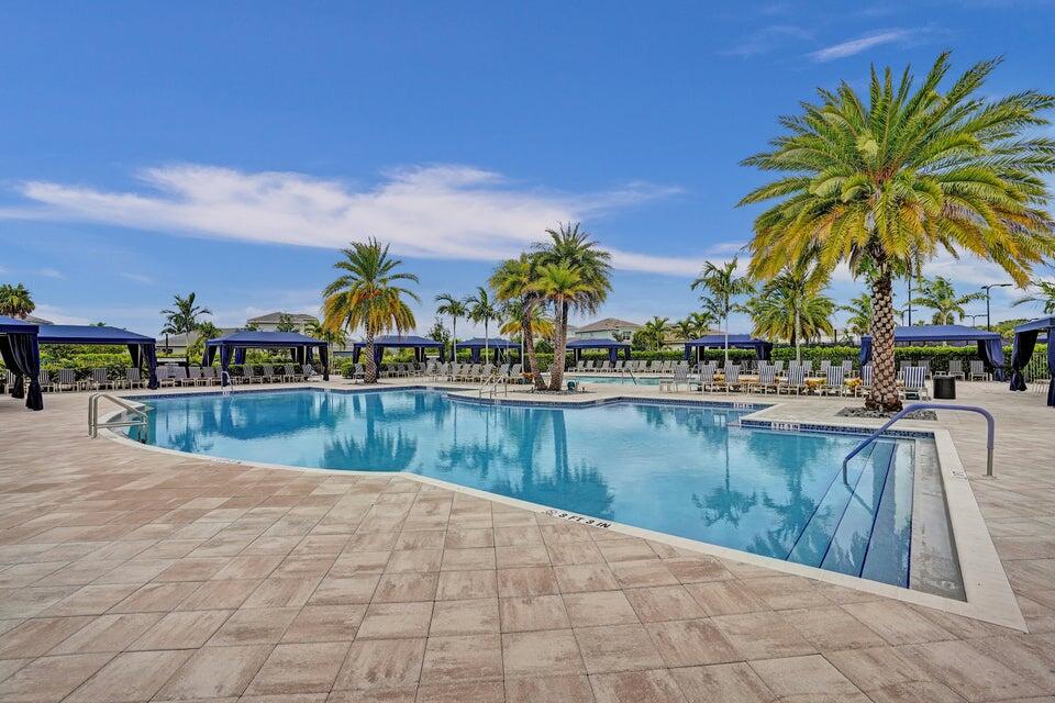 Delray Beach, Florida, 33446, United States, 4 Bedrooms Bedrooms, ,2 BathroomsBathrooms,Residential,For Sale,1898707