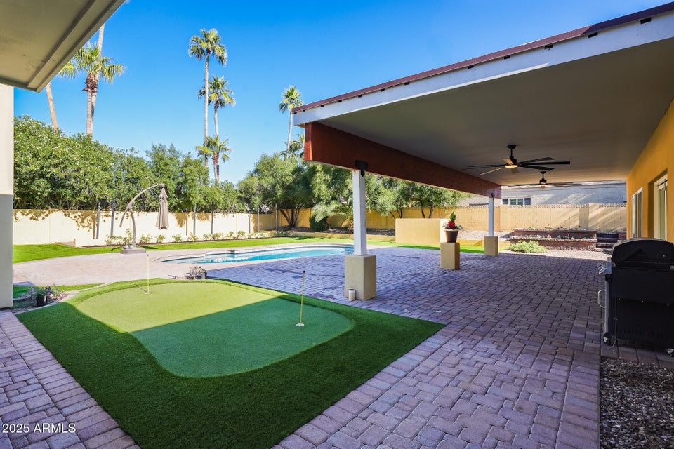 Phoenix, Arizona, 85018, United States, 4 Bedrooms Bedrooms, ,Residential,For Sale,2001186