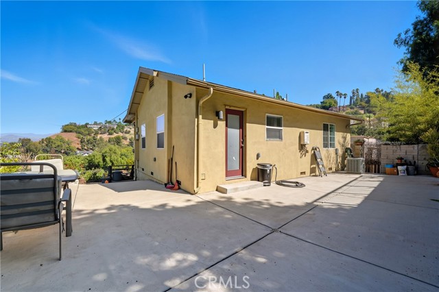 Los Angeles, California, 90031, United States, 2 Bedrooms Bedrooms, ,1 BathroomBathrooms,Residential,For Sale,1982653