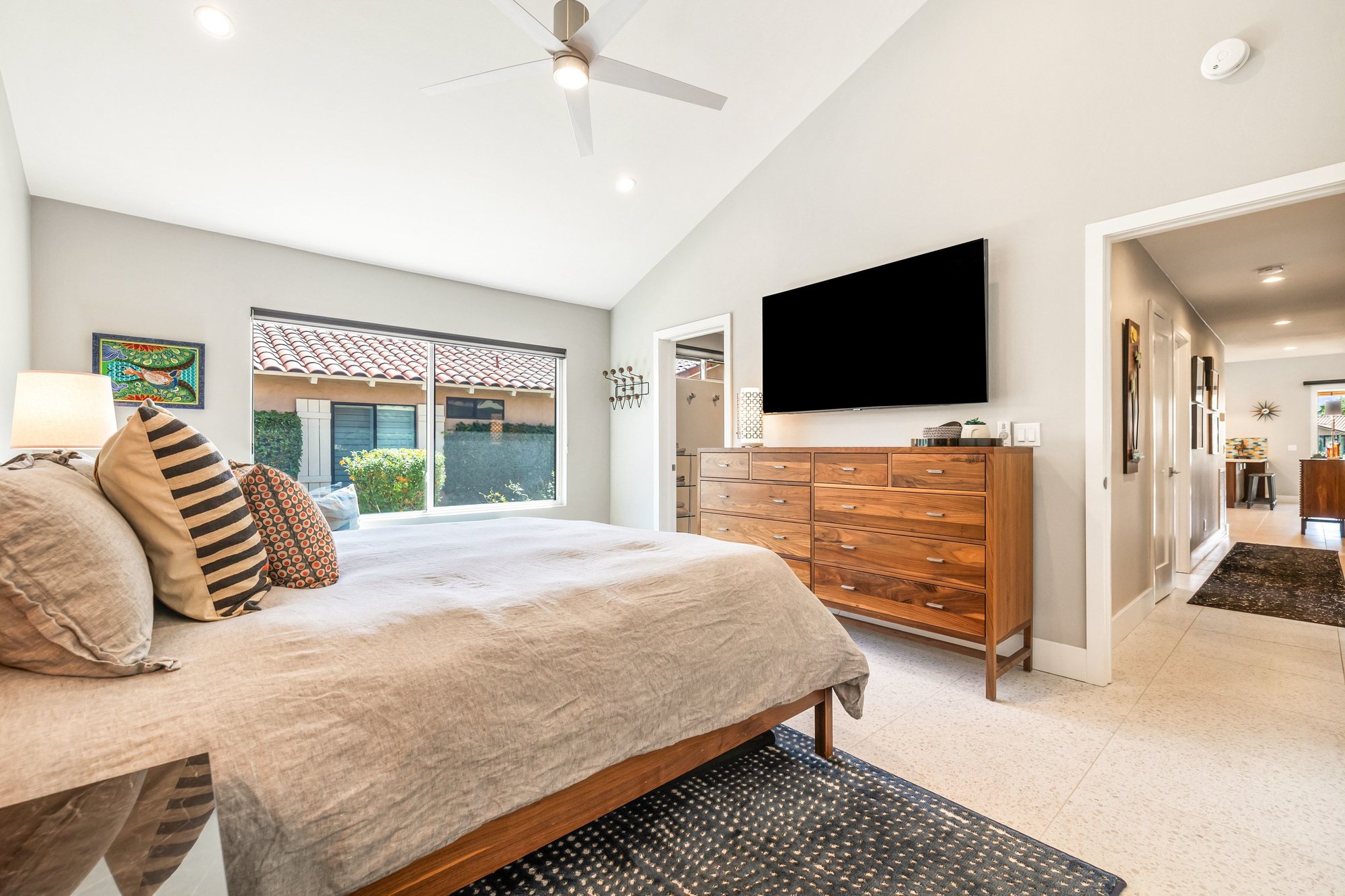  Luxury Remodel with Panoramic Views - 物件實景