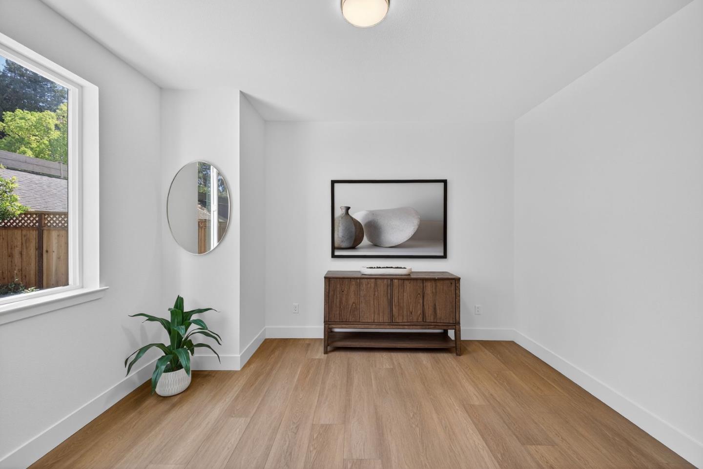 Redwood City, California, 94061, United States, 4 Bedrooms Bedrooms, ,3 BathroomsBathrooms,Residential,For Sale,1988183