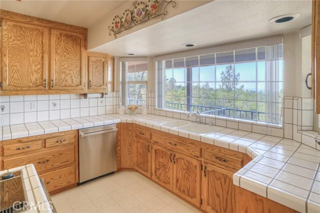 Oroville, California, 95966, United States, 3 Bedrooms Bedrooms, ,3 BathroomsBathrooms,Residential,For Sale,1927814