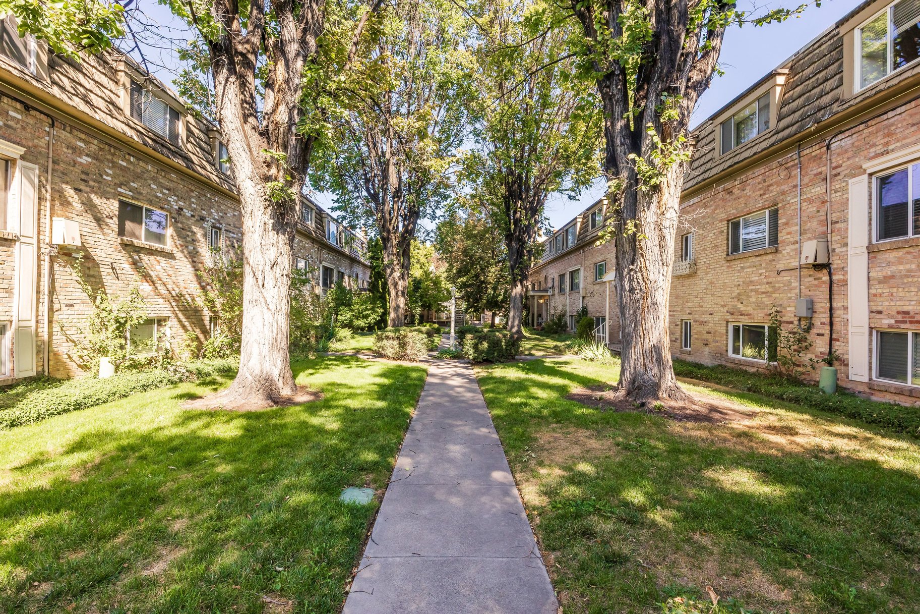  Light-Filled, Remodeled Living in the Heart of Holladay - 物件實景