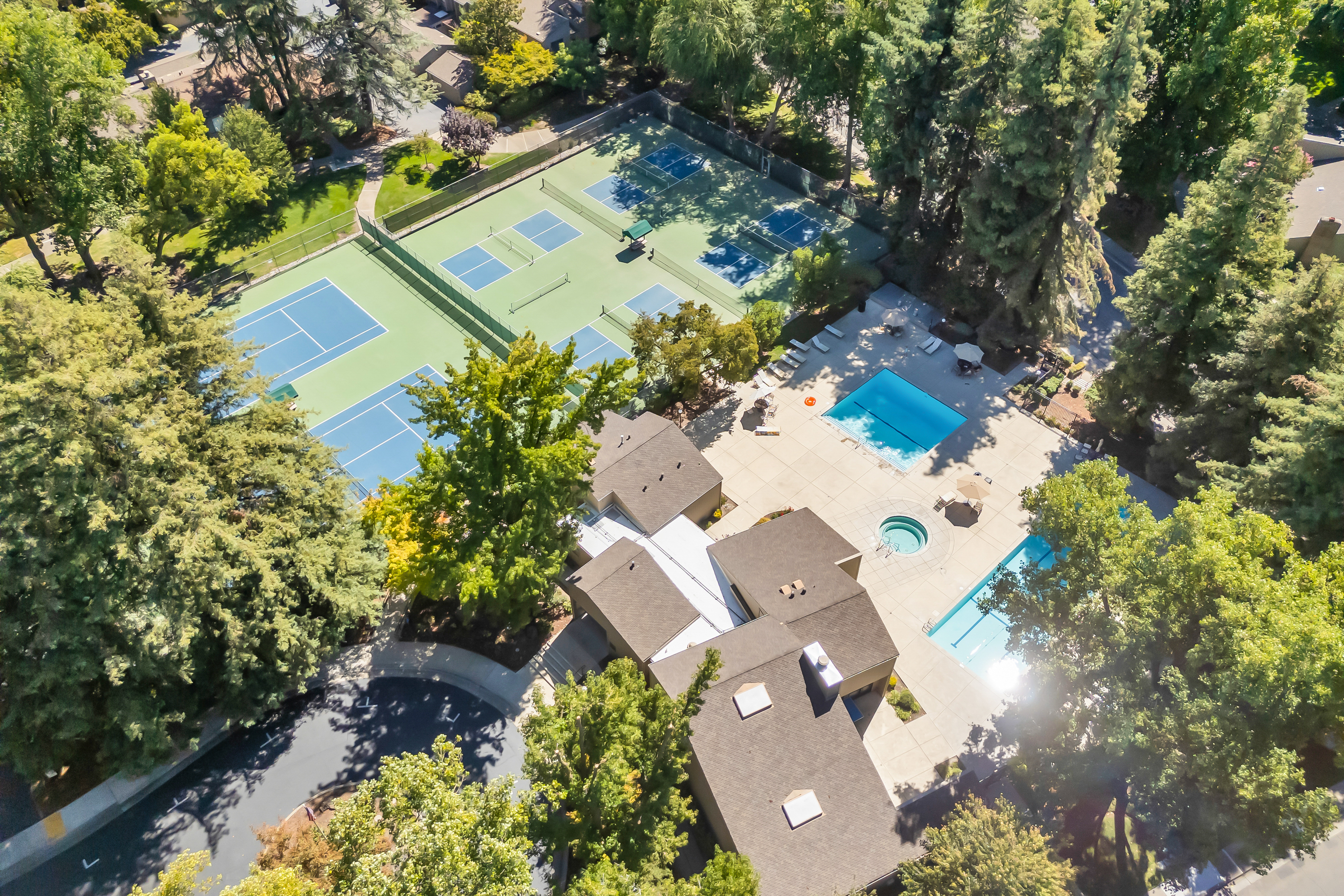  1427 Commons Drive, Sacramento, CA 95825 - 物件實景