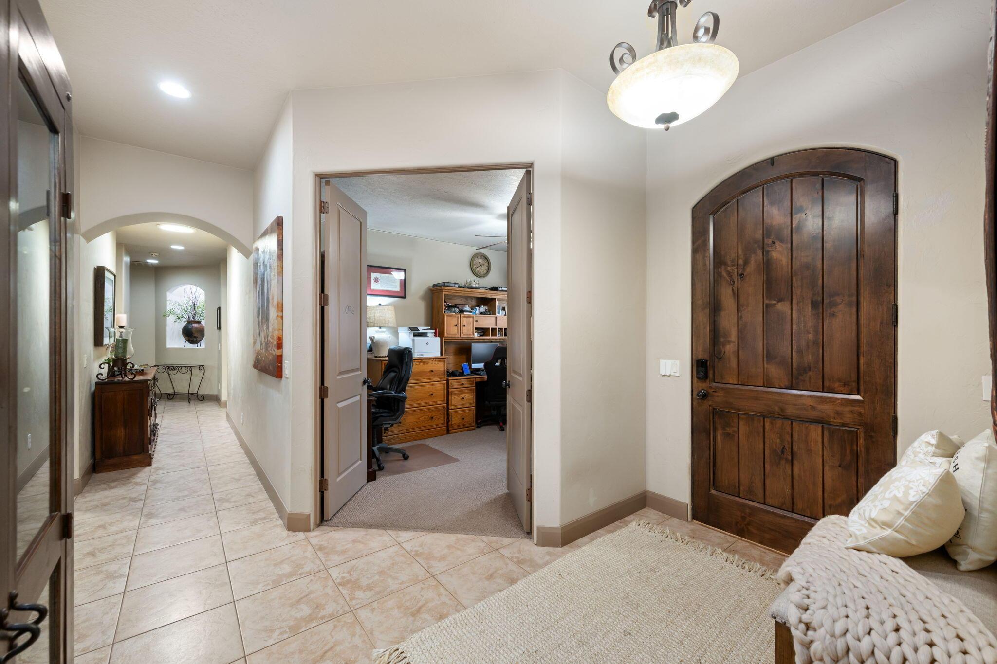 St George, Utah, 84790, United States, 4 Bedrooms Bedrooms, ,3 BathroomsBathrooms,Residential,For Sale,1931400