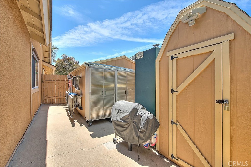 Loma Linda, California, 92354, United States, 4 Bedrooms Bedrooms, ,2 BathroomsBathrooms,Residential,For Sale,1841677