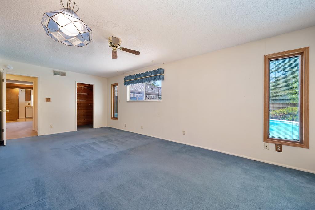 Roseville, California, 95678, United States, 3 Bedrooms Bedrooms, ,2 BathroomsBathrooms,Residential,For Sale,1940546