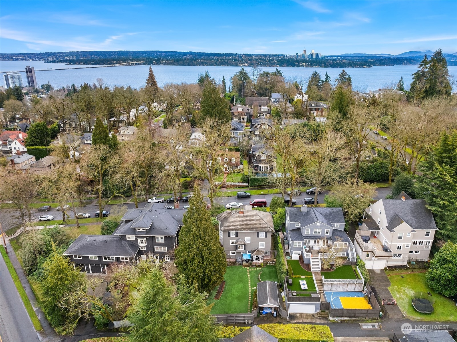 Seattle, Washington, 98112, United States, 3 Bedrooms Bedrooms, ,4 BathroomsBathrooms,Residential,For Sale,1700239