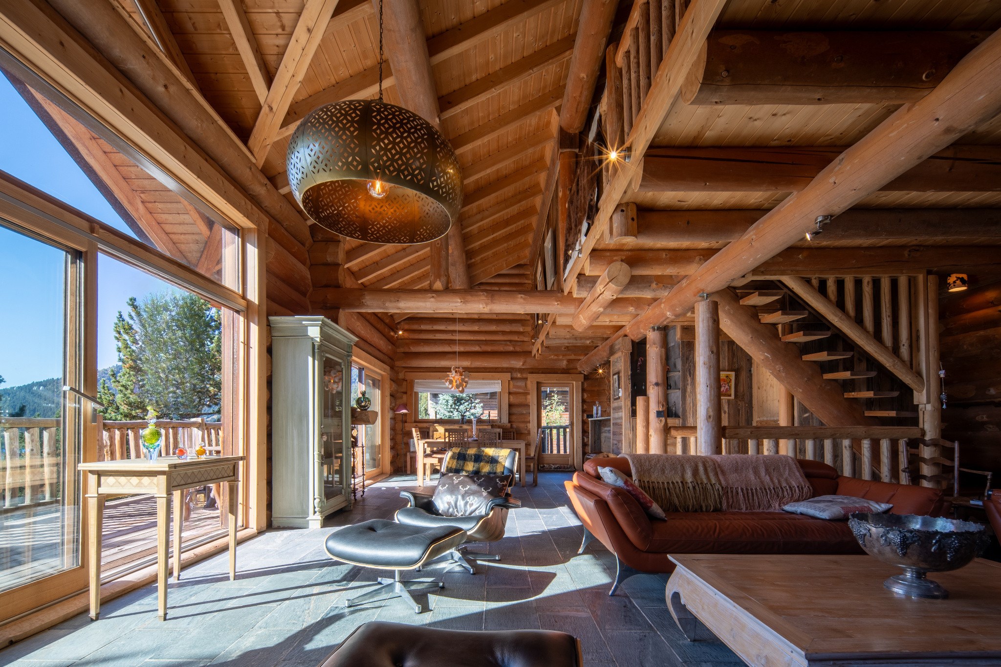  Chalet with lake and mountain views – ski-in / ski-out - 物件實景