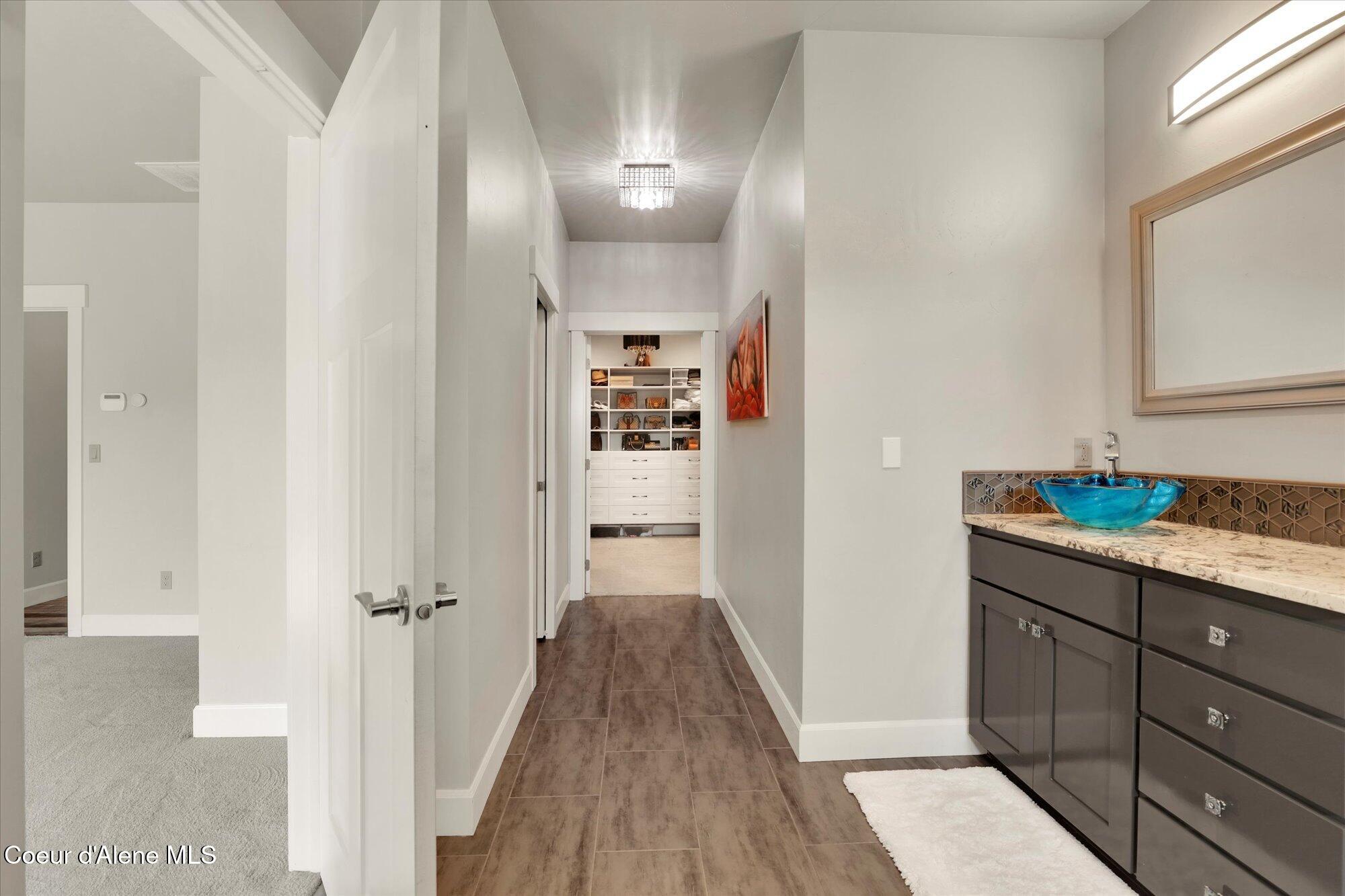 Post Falls, Idaho, 83854, United States, 5 Bedrooms Bedrooms, ,5 BathroomsBathrooms,Residential,For Sale,1981569