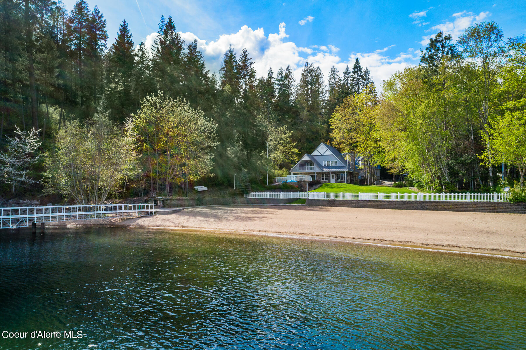 Coeur d'Alene, Idaho, 83814, United States, 5 Bedrooms Bedrooms, ,3 BathroomsBathrooms,Residential,For Sale,1976394