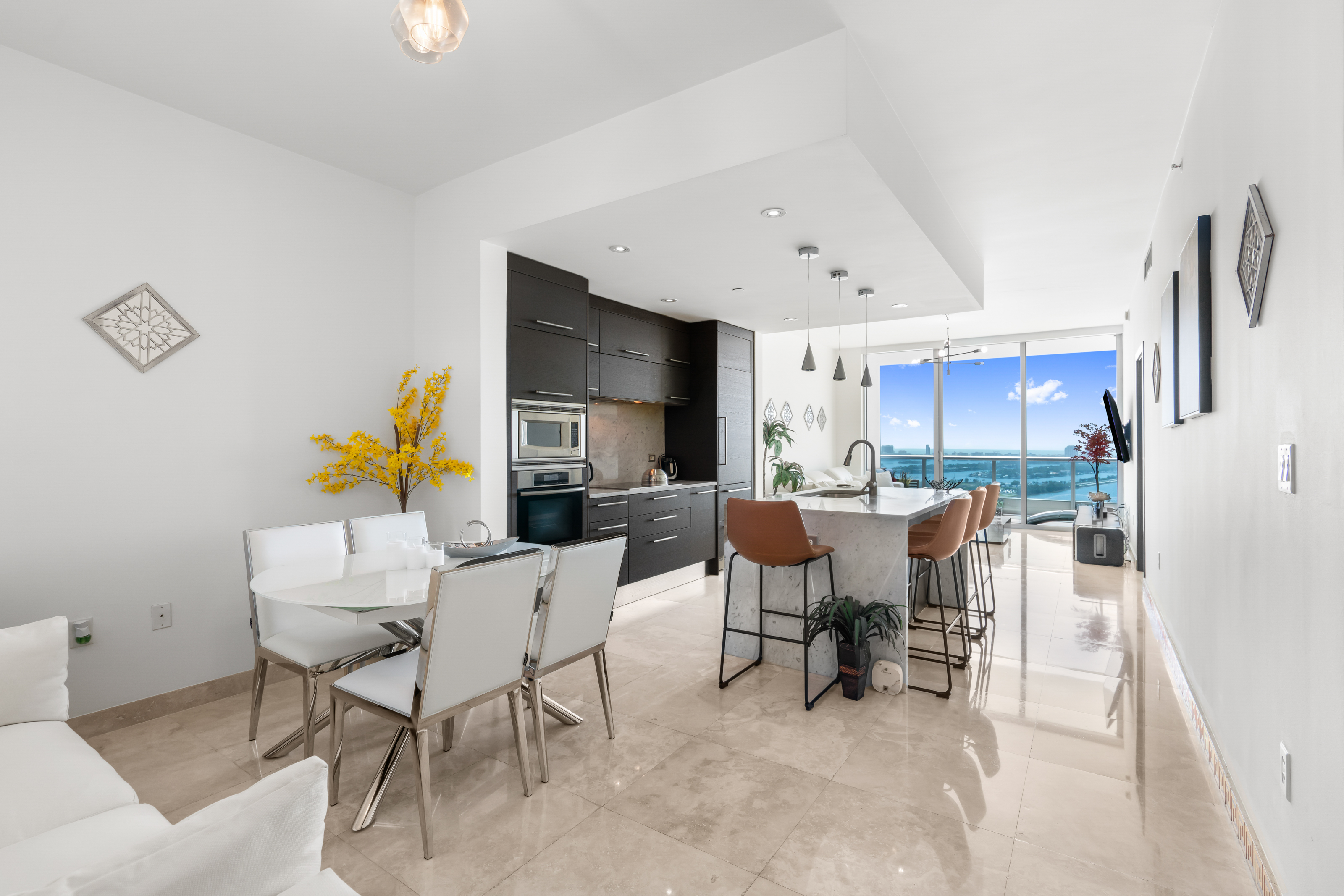  900 Biscayne Blvd, Miami, FL, 33132 - 物件實景
