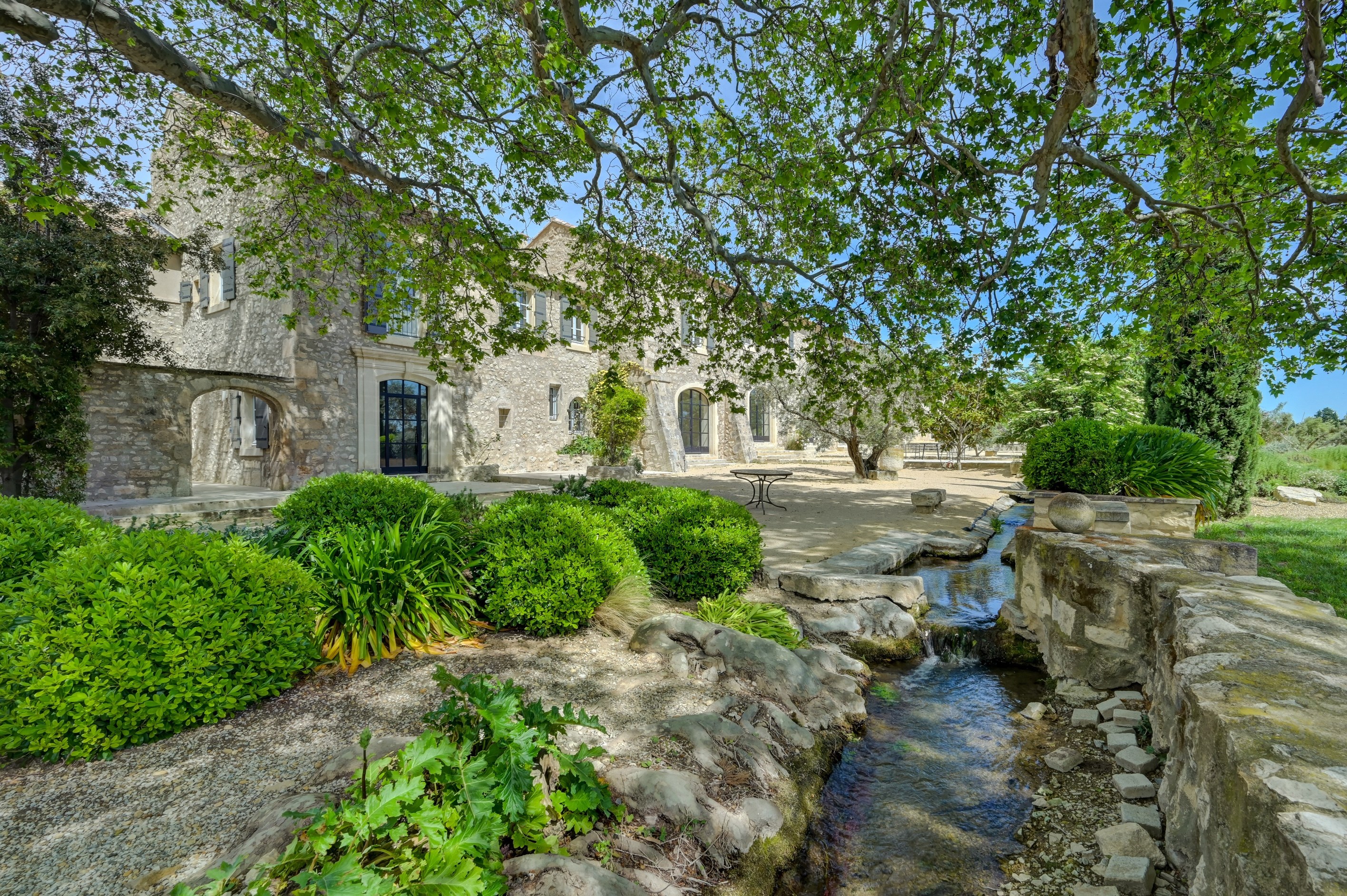  Exceptional Property in the Heart of the Alpilles - 物件實景