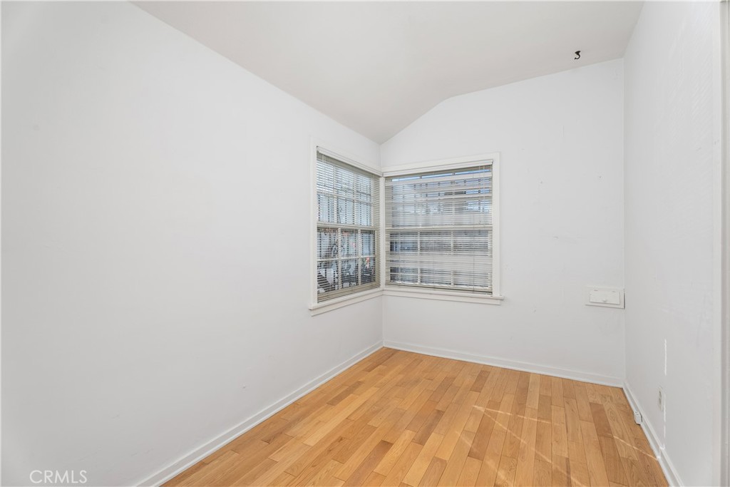 Long Beach, California, 90802, United States, 2 Bedrooms Bedrooms, ,1 BathroomBathrooms,Residential,For Sale,1985541