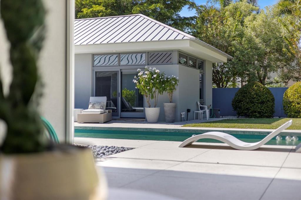 Sarasota, Florida, 34239, United States, 4 Bedrooms Bedrooms, ,5 BathroomsBathrooms,Residential,For Sale,1988202