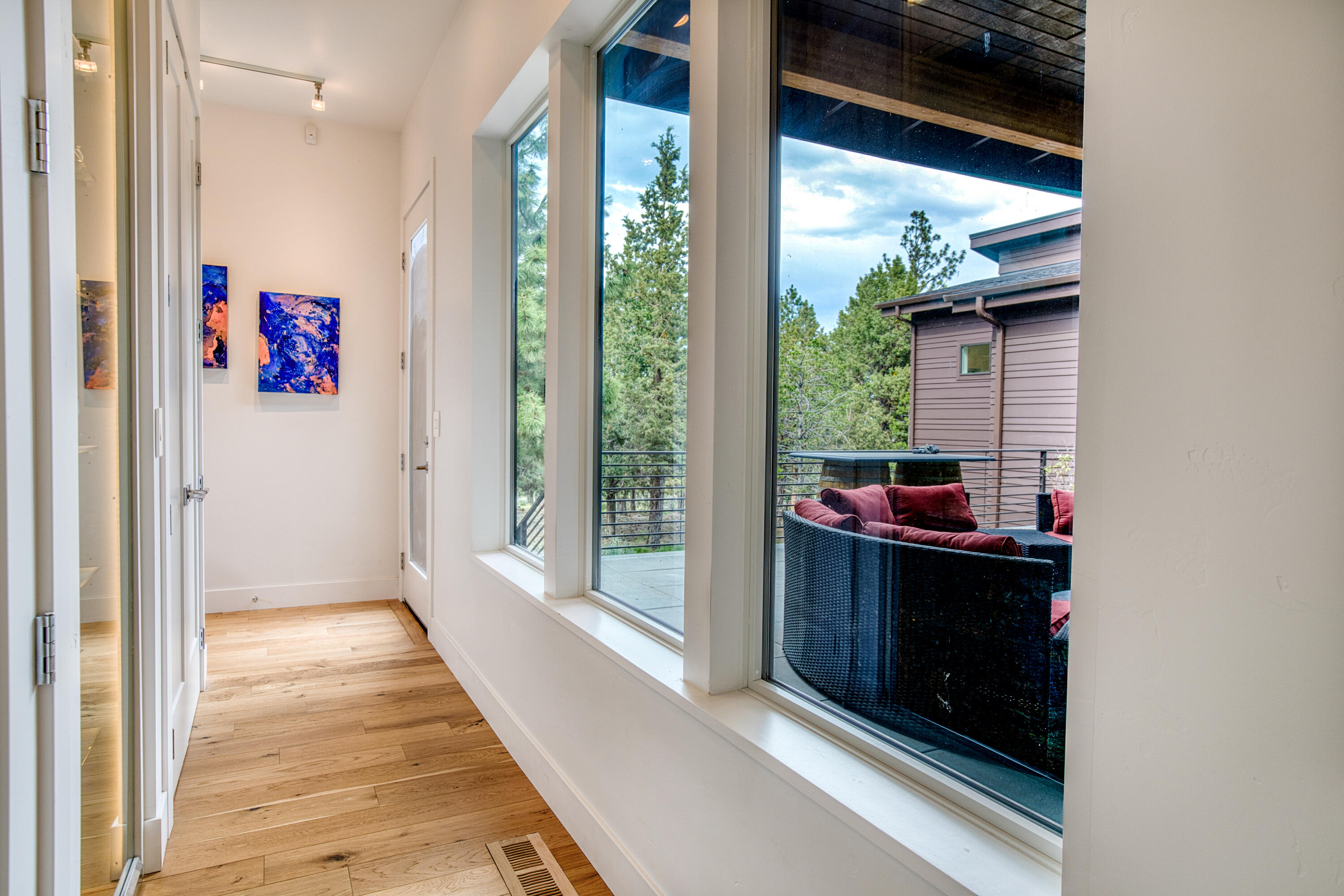 Bend, Oregon, 97703, United States, 3 Bedrooms Bedrooms, ,3 BathroomsBathrooms,Residential,For Sale,1826383