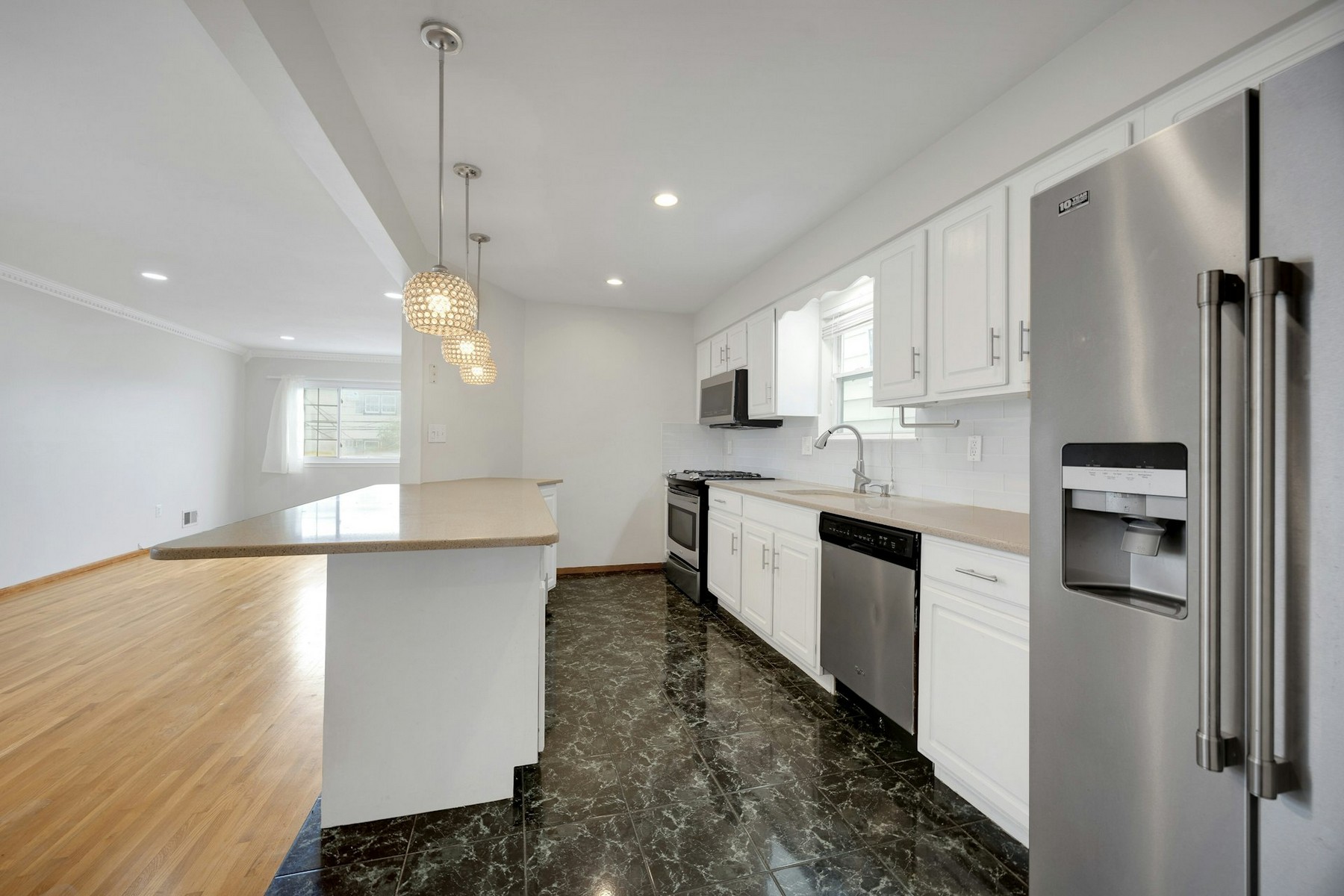  149 Hobart Avenue, Bayonne, NJ 07002 - 物件實景