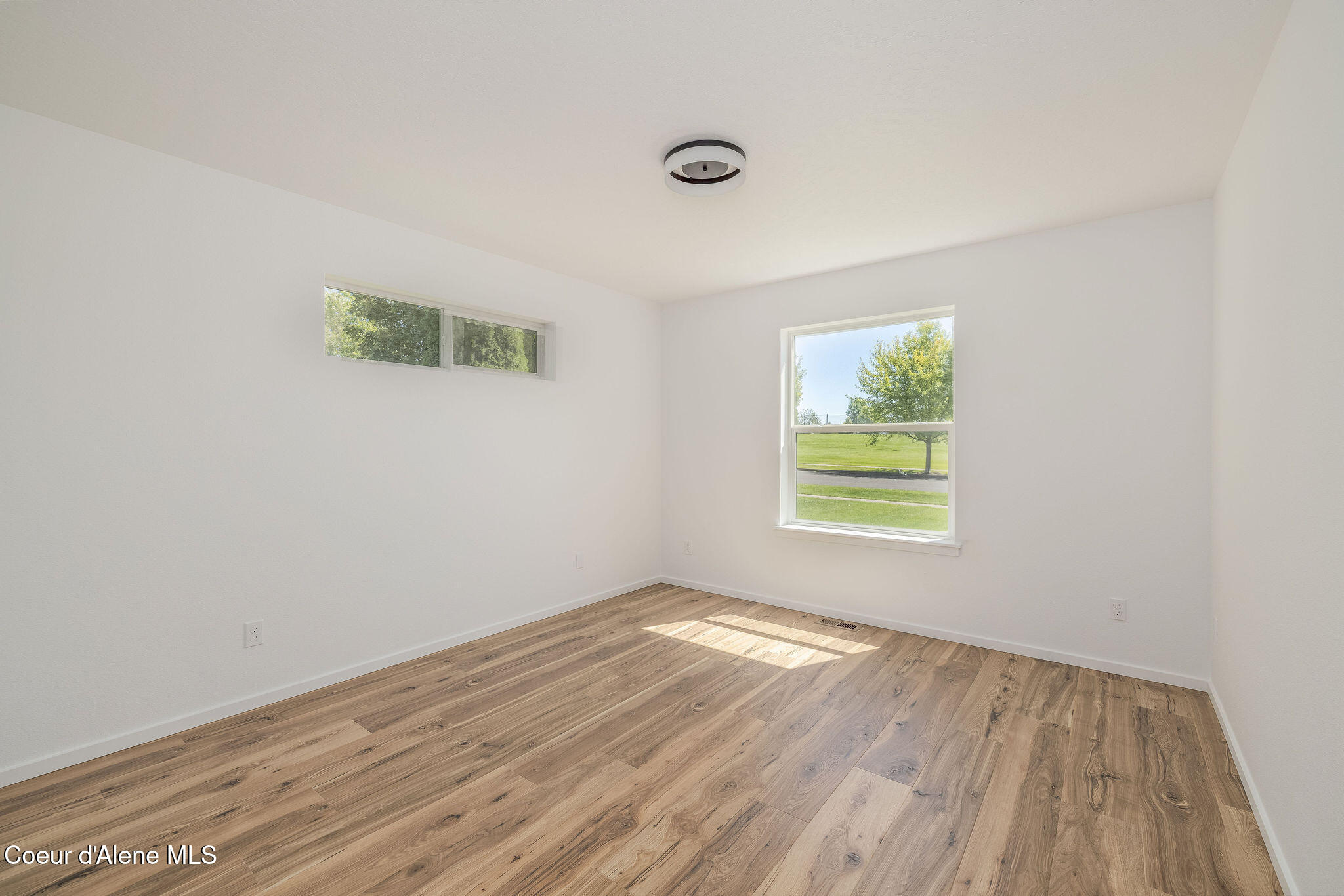 Hayden, Idaho, 83835, United States, 3 Bedrooms Bedrooms, ,Residential,For Sale,2003524