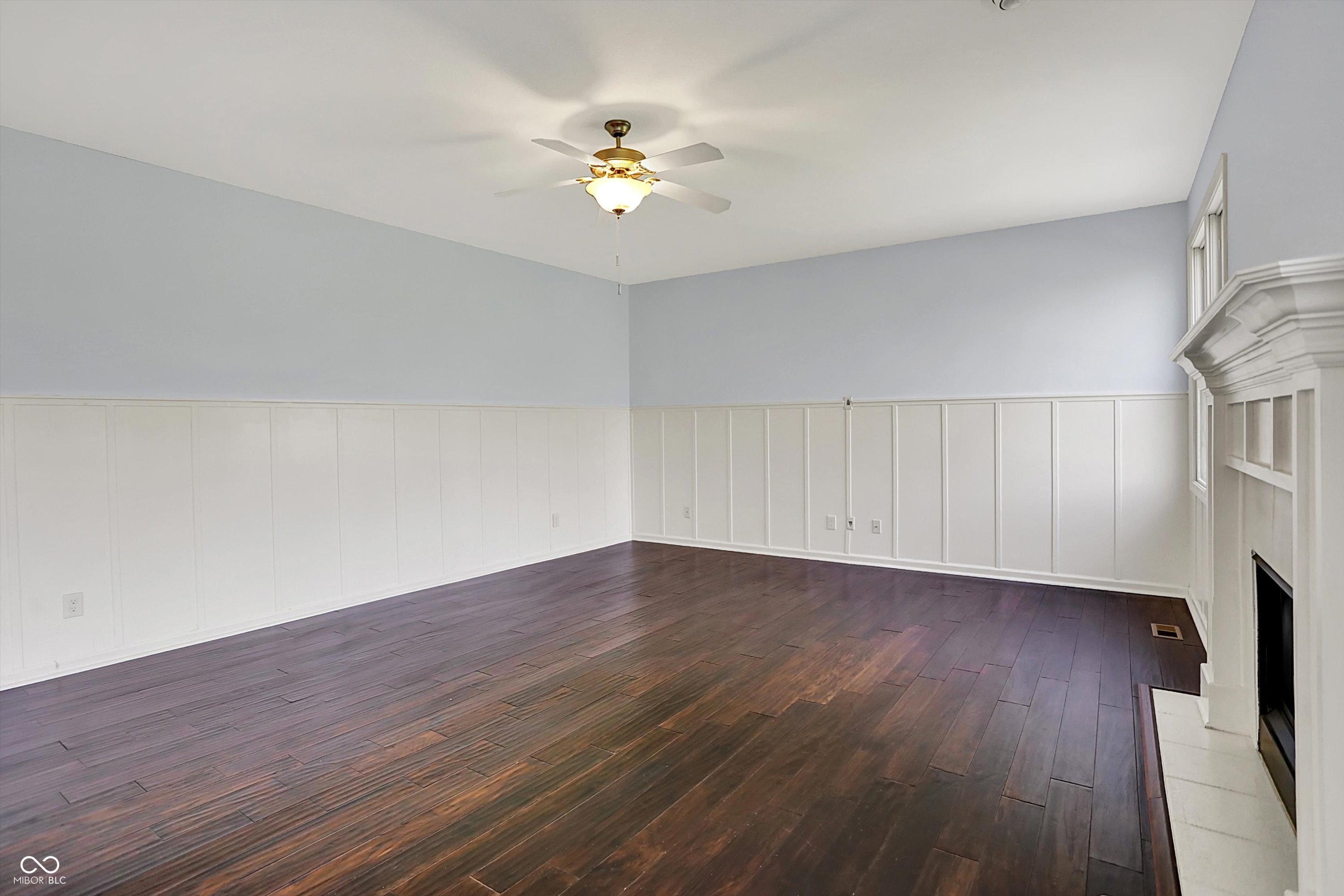 Greenwood, Indiana, 46142, United States, 4 Bedrooms Bedrooms, ,3 BathroomsBathrooms,Residential,For Sale,1921010