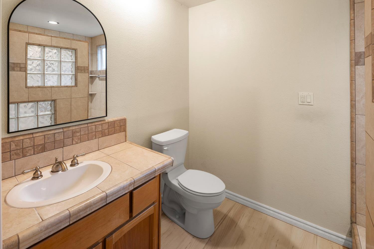 Auburn, California, 95603, United States, 3 Bedrooms Bedrooms, ,2 BathroomsBathrooms,Residential,For Sale,1998771