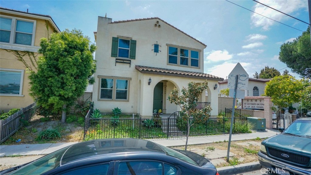 Santa Ana, California, 92703, United States, 4 Bedrooms Bedrooms, ,3 BathroomsBathrooms,Residential,For Sale,1793087