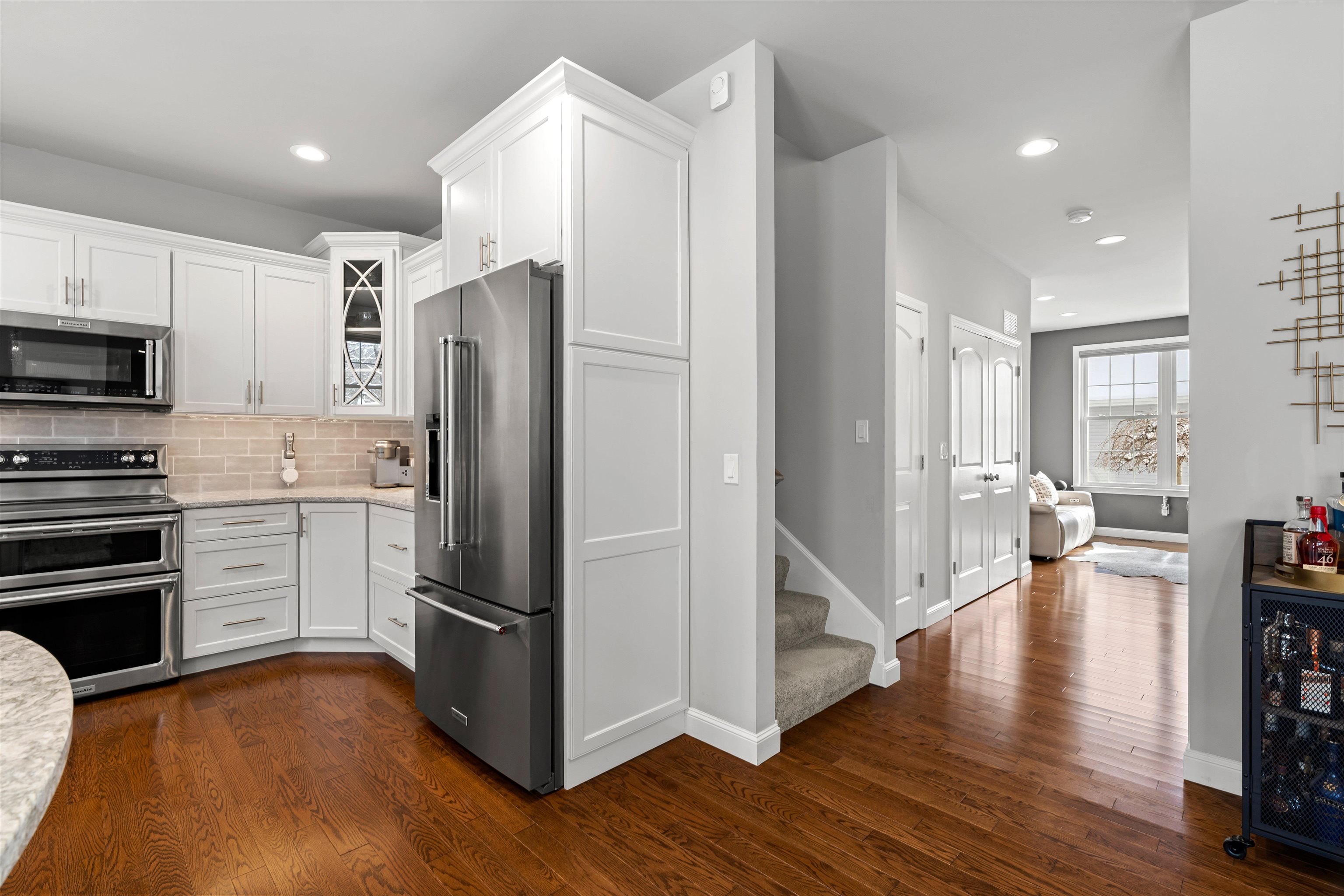 Manchester, New Hampshire, 03102, United States, 3 Bedrooms Bedrooms, ,3 BathroomsBathrooms,Residential,For Sale,2003193