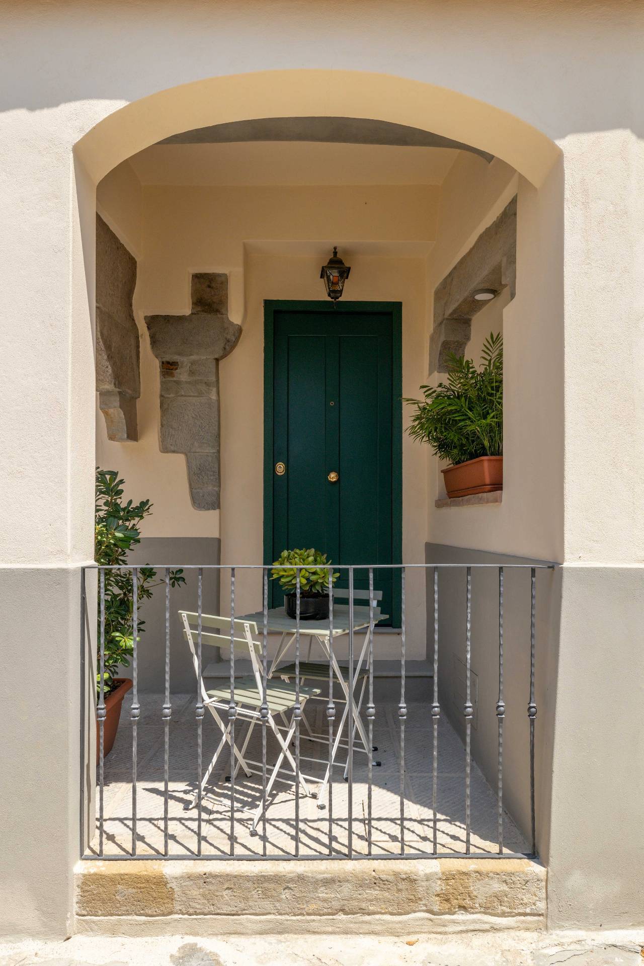 Firenze, Firenze, 50100, IT, 3 Bedrooms Bedrooms, ,3 BathroomsBathrooms,Residential,For Sale,1882451