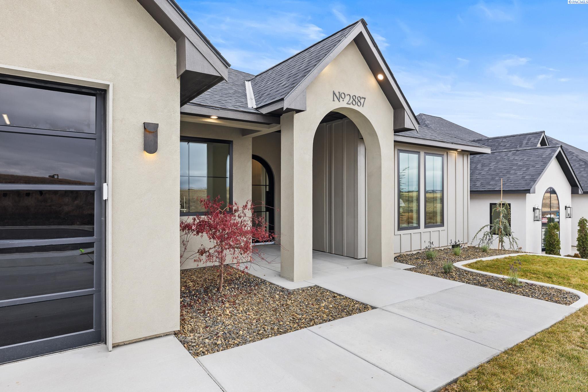 Richland, Washington, 99352, United States, 4 Bedrooms Bedrooms, ,2 BathroomsBathrooms,Residential,For Sale,2000118