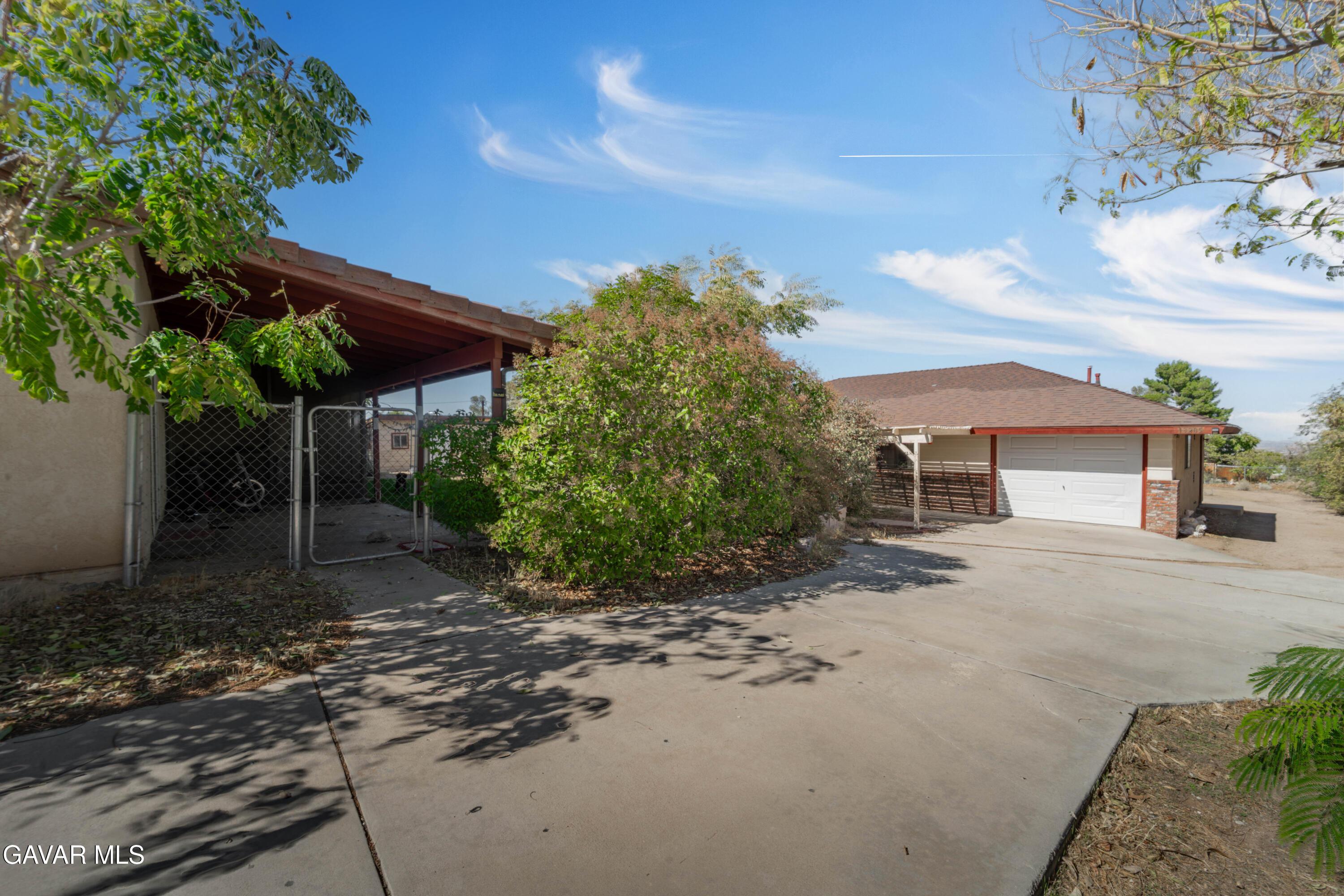 Pearblossom, California, 93553, United States, 4 Bedrooms Bedrooms, ,3 BathroomsBathrooms,Residential,For Sale,1971621